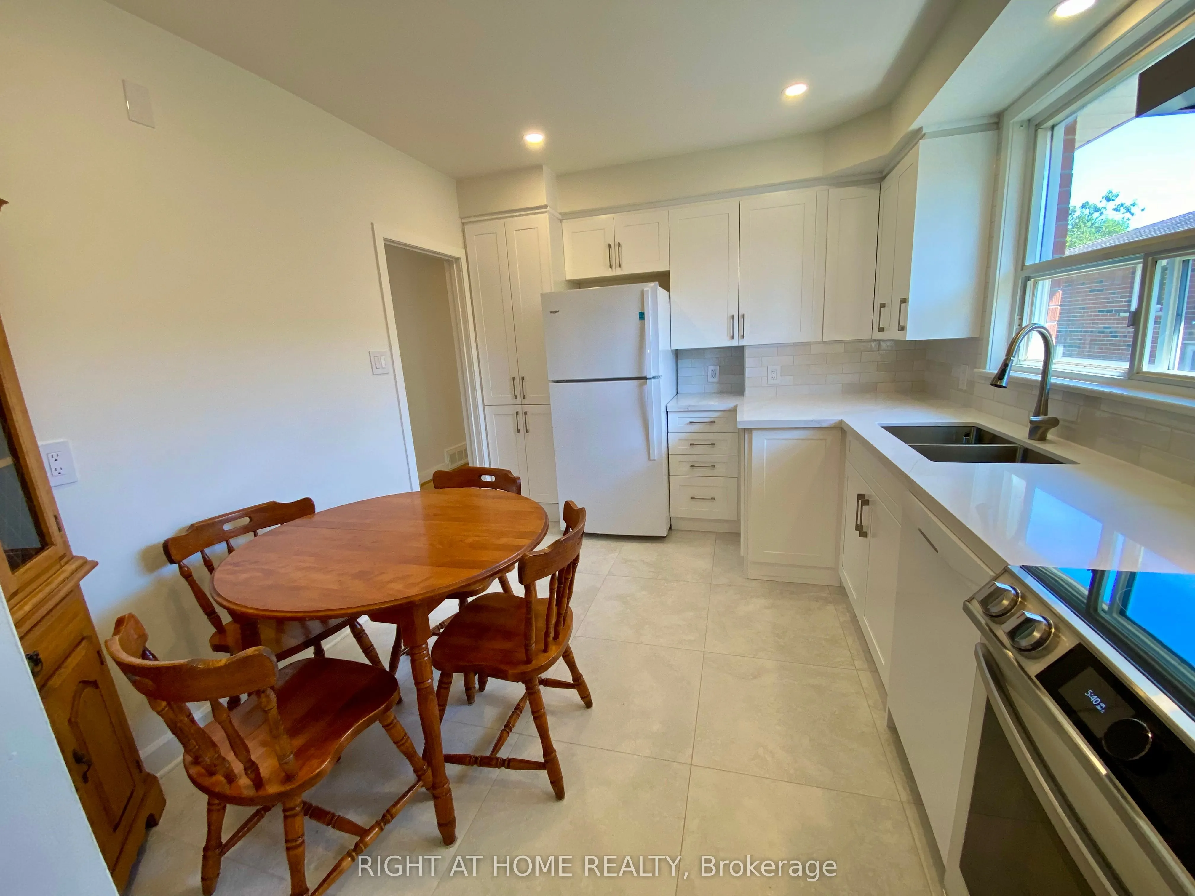 37 Gooderham Drive, #Upper