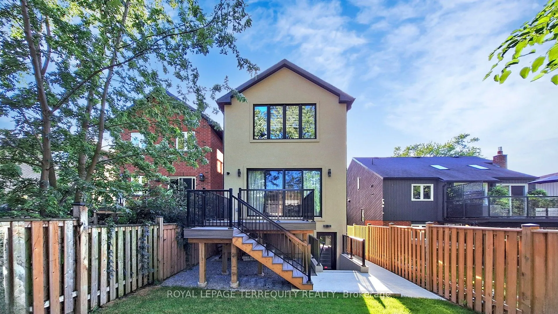 819 Fairview Avenue