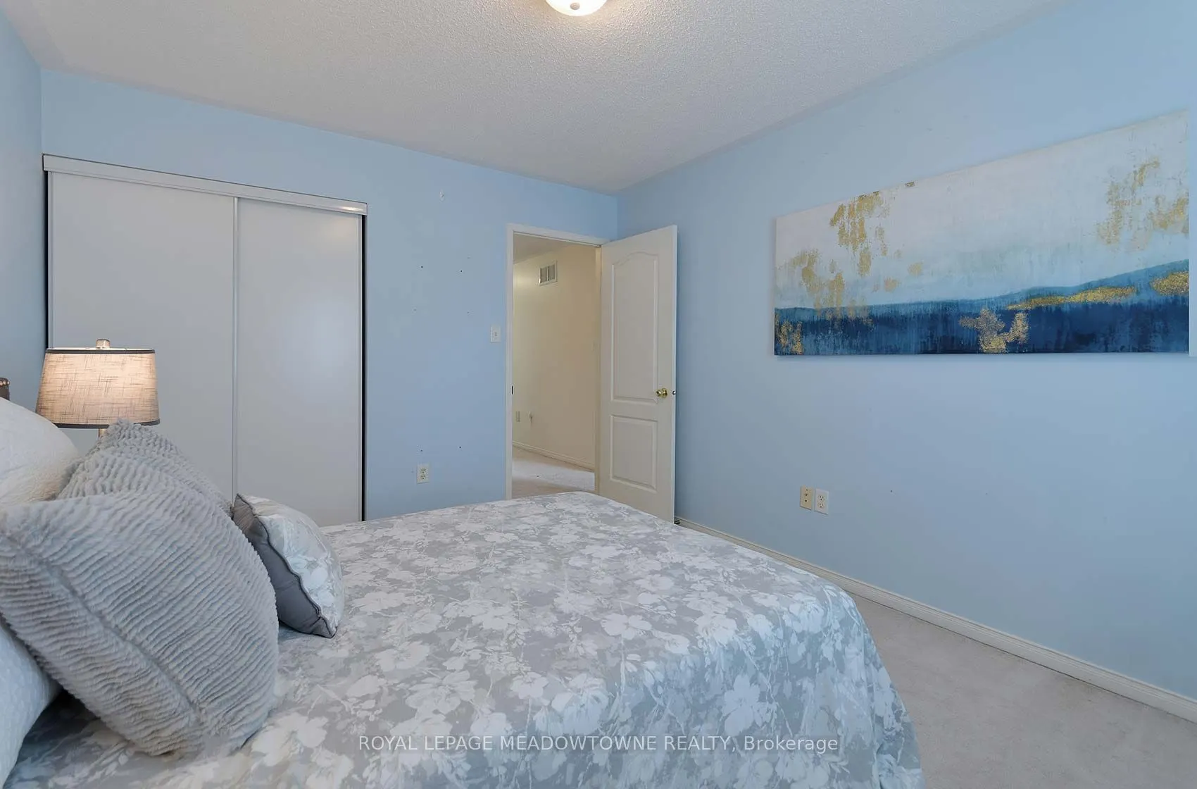 28 Norland Circle