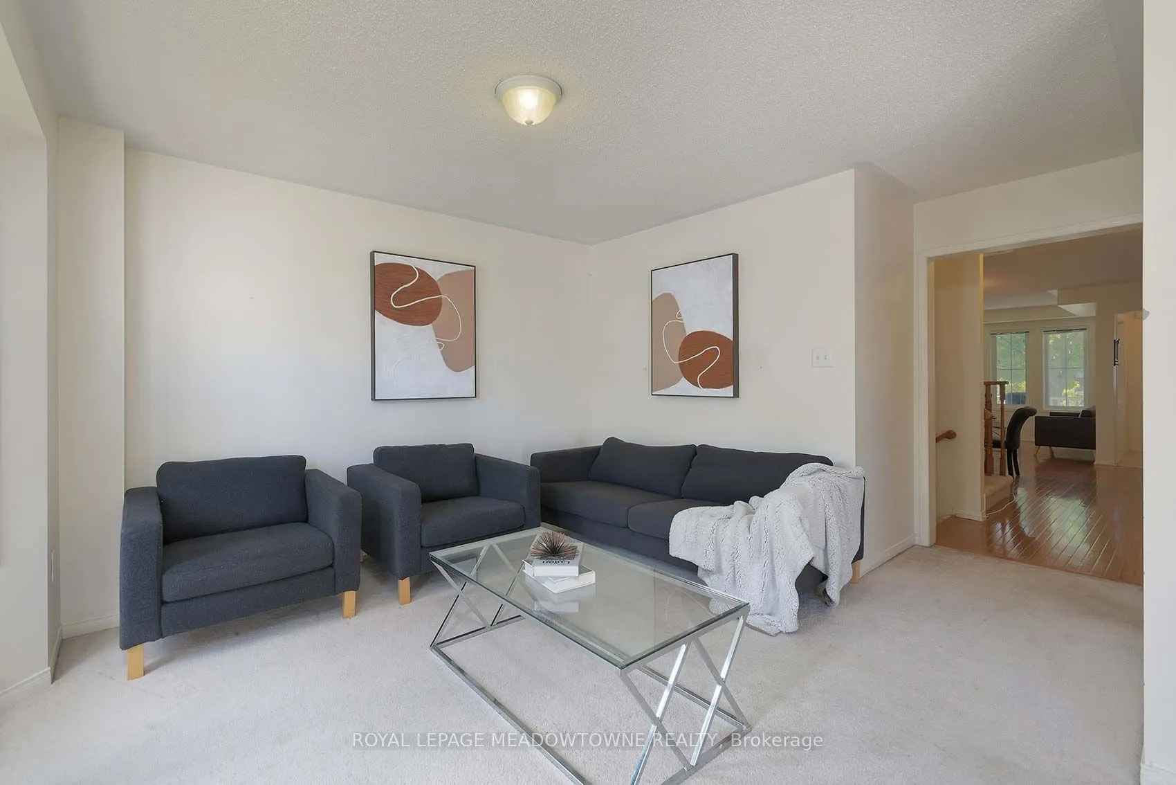 28 Norland Circle