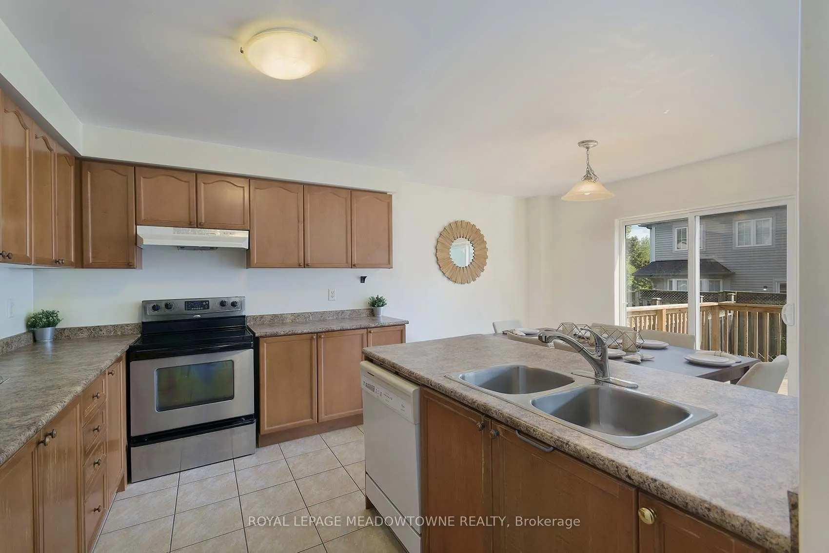 28 Norland Circle