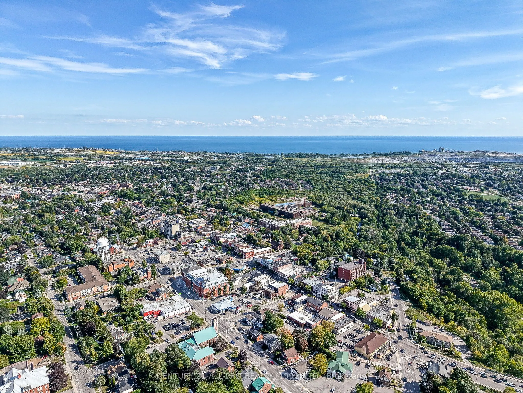 34 King Street W