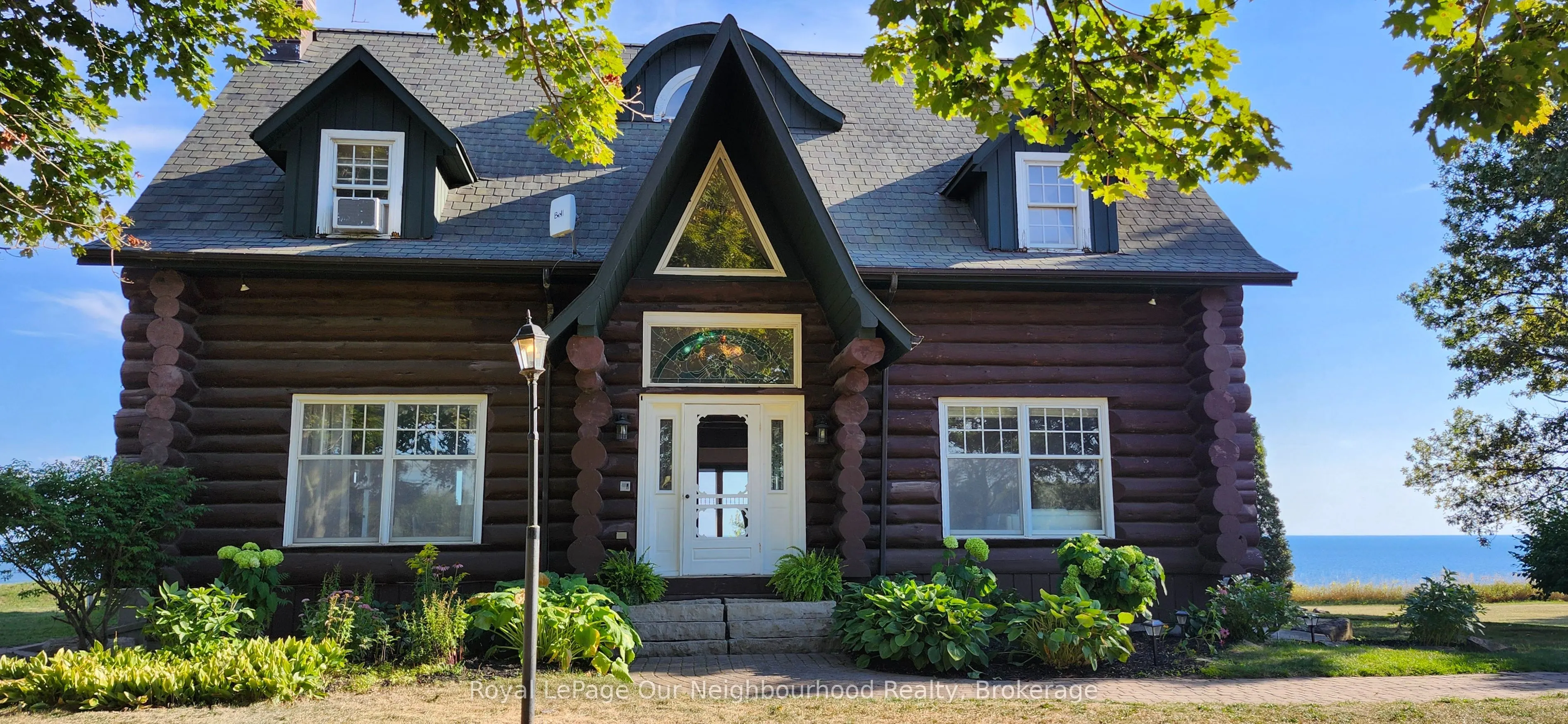 3741 LAKESHORE Road E