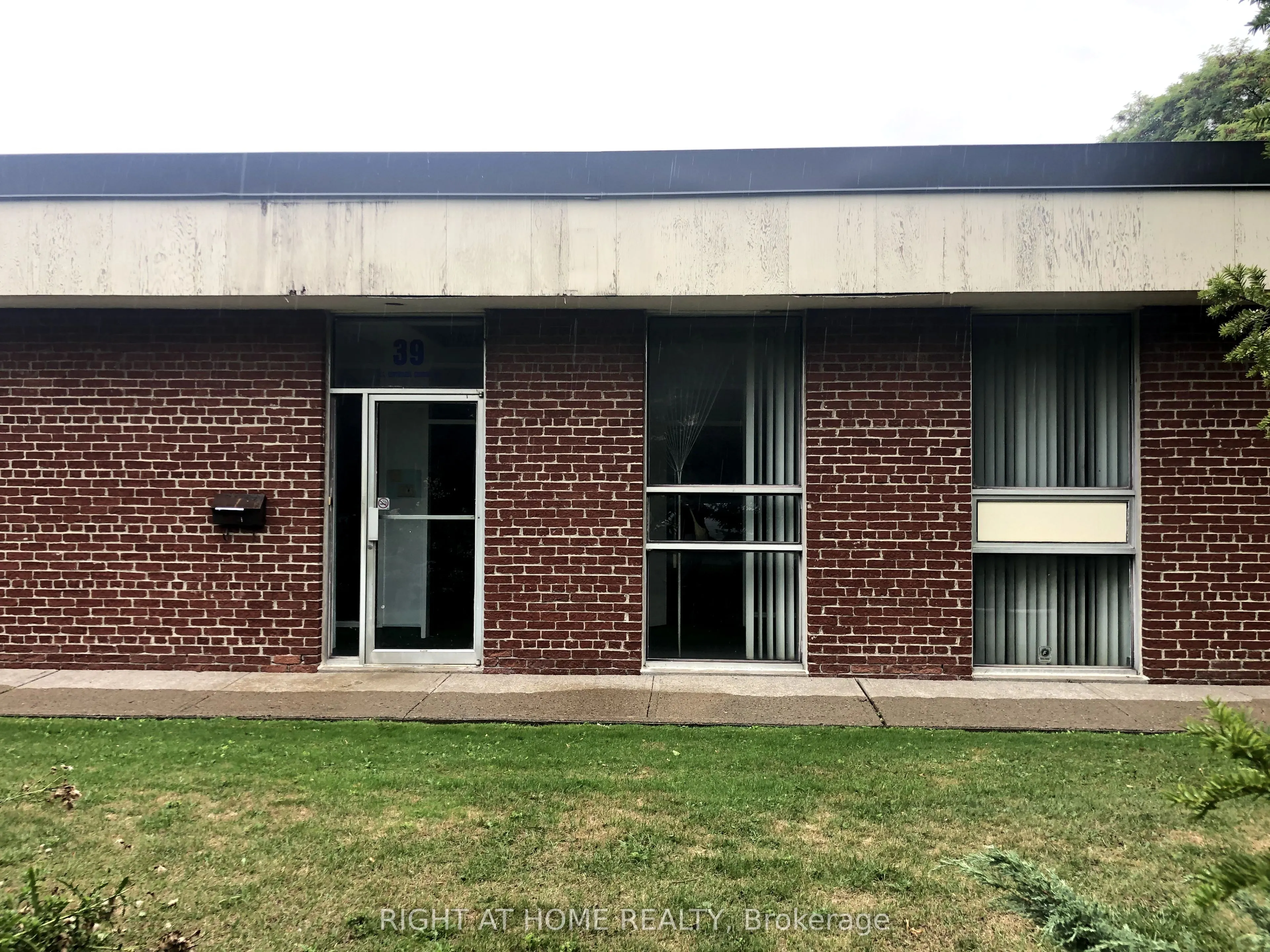 39 Estate Drive