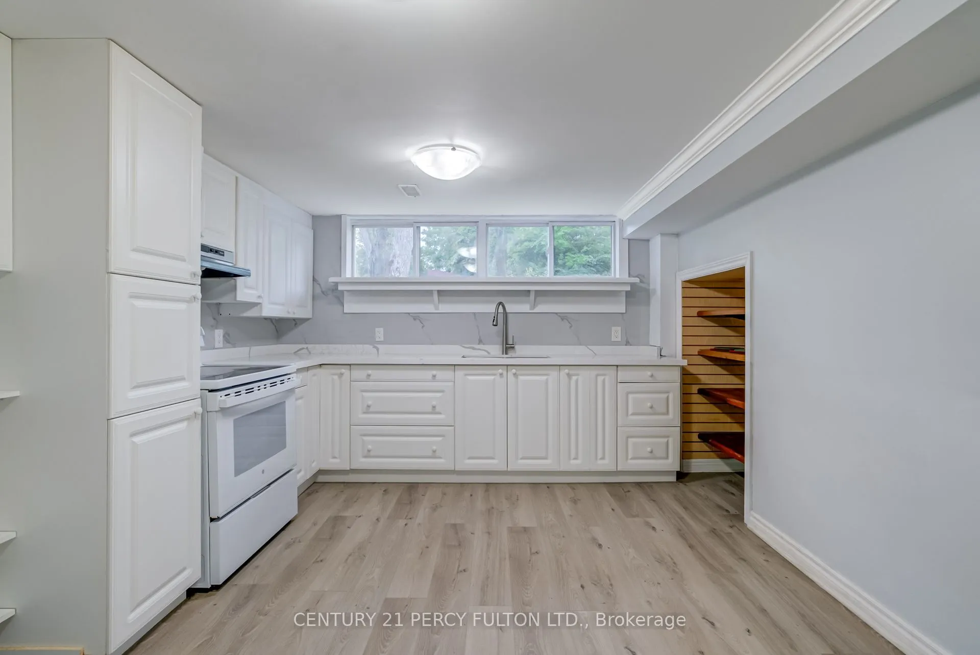 62 Dale Avenue, #lower