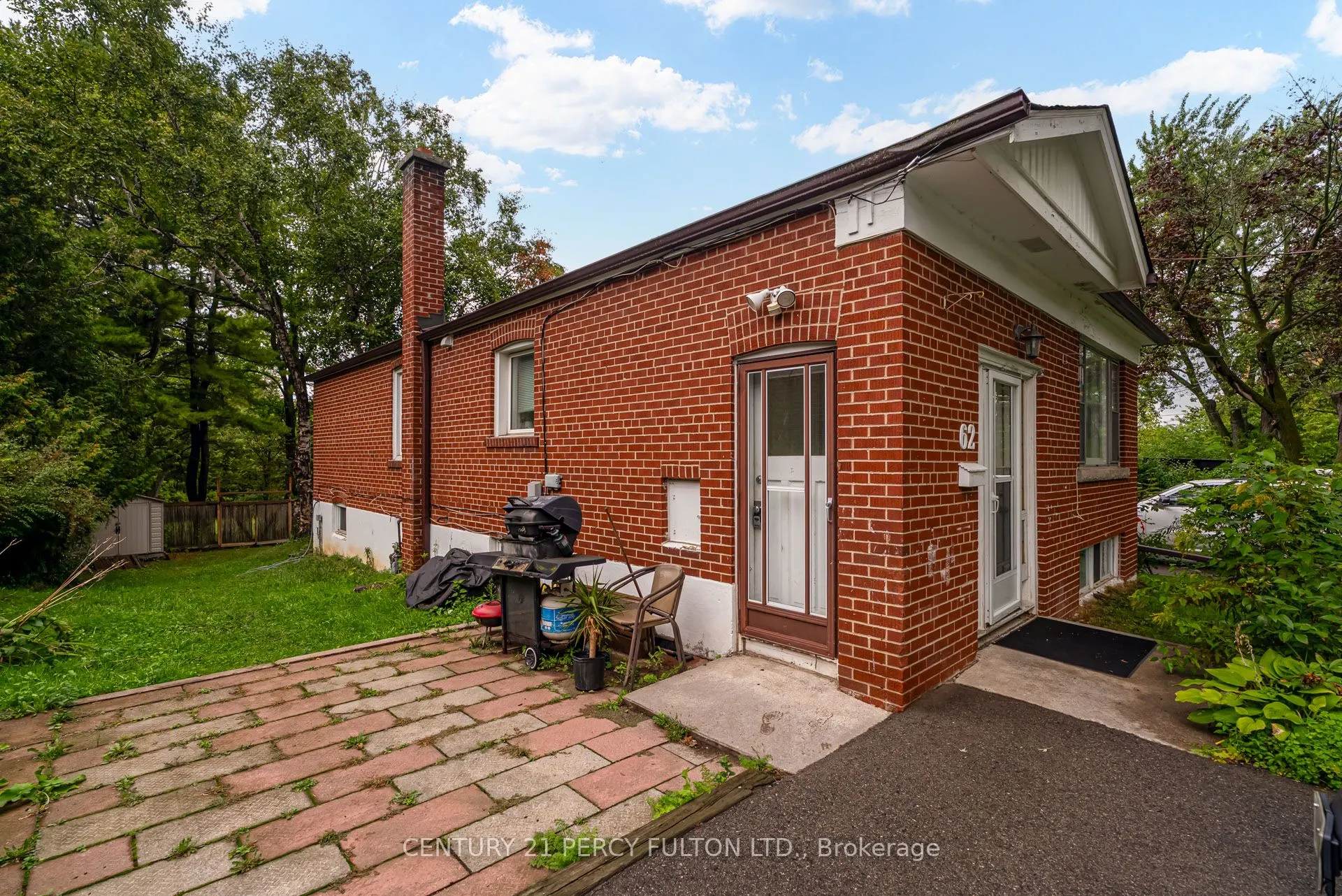 62 Dale Avenue, #lower