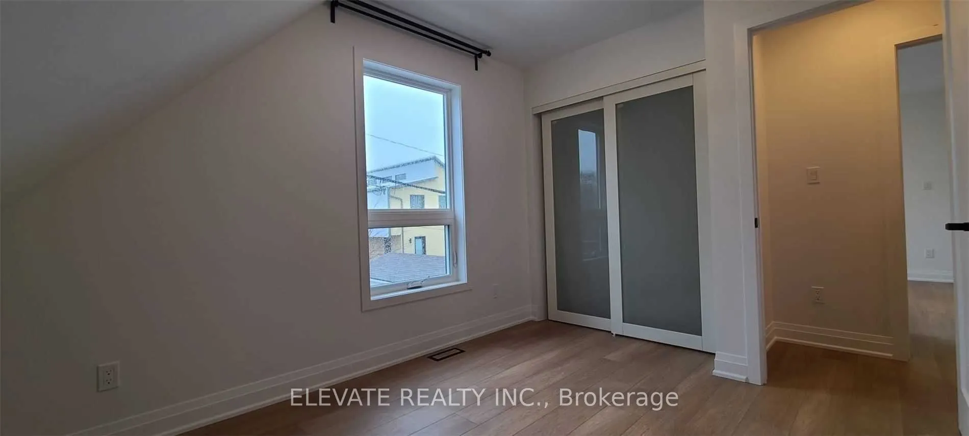 202 Glebemount Avenue, #3