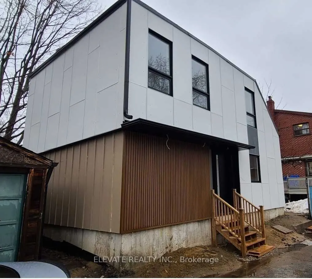 202 Glebemount Avenue, #3