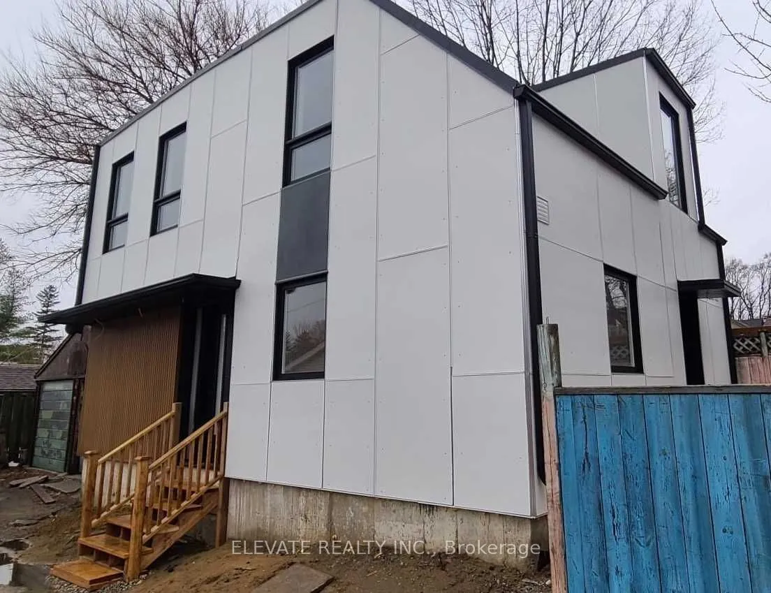202 Glebemount Avenue, #3