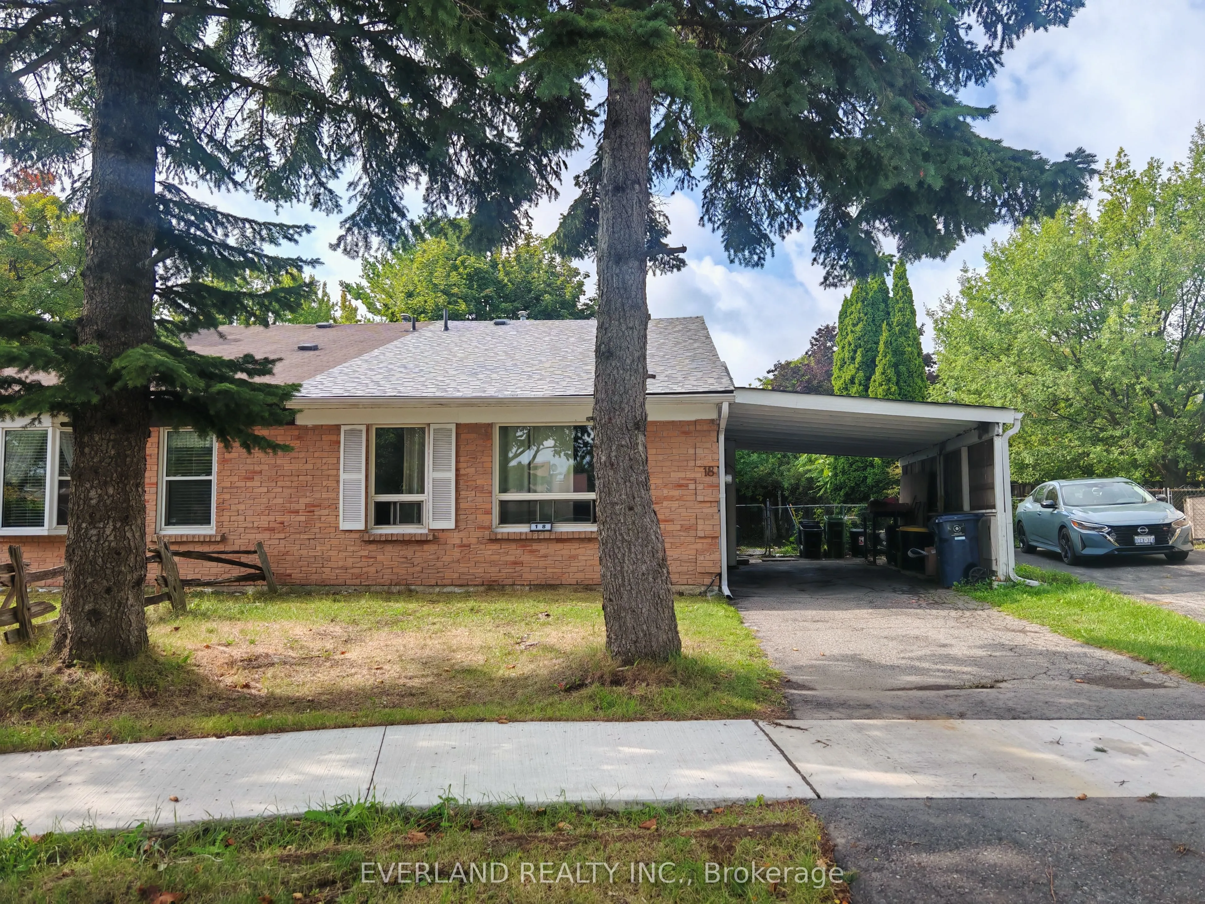 18 Camberley Court