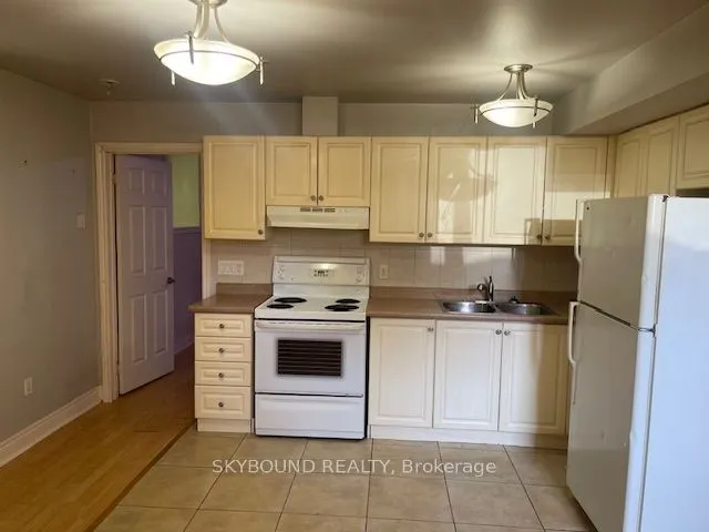 2037R Danforth Avenue, #BSMT