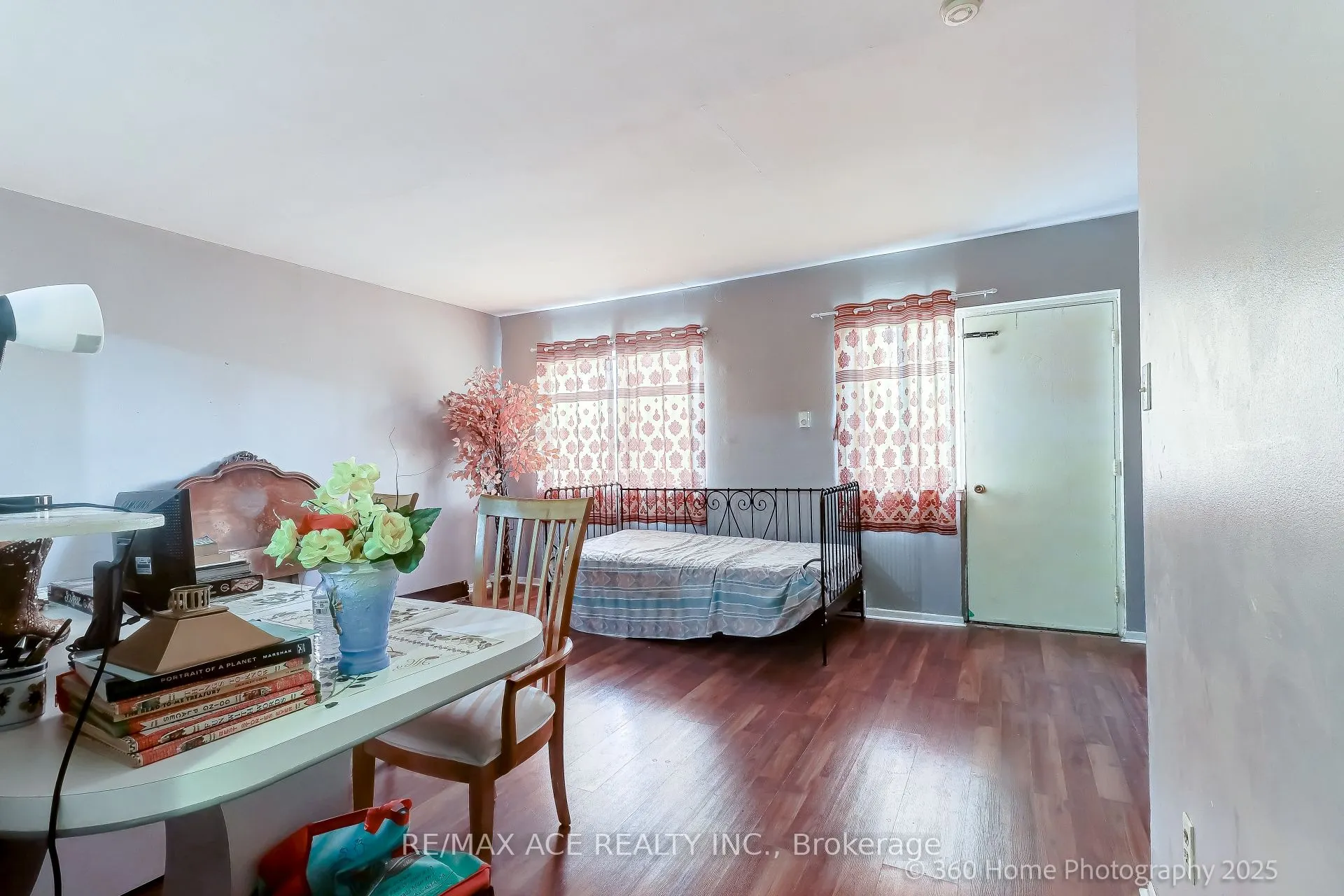 426-428 Dawes Road