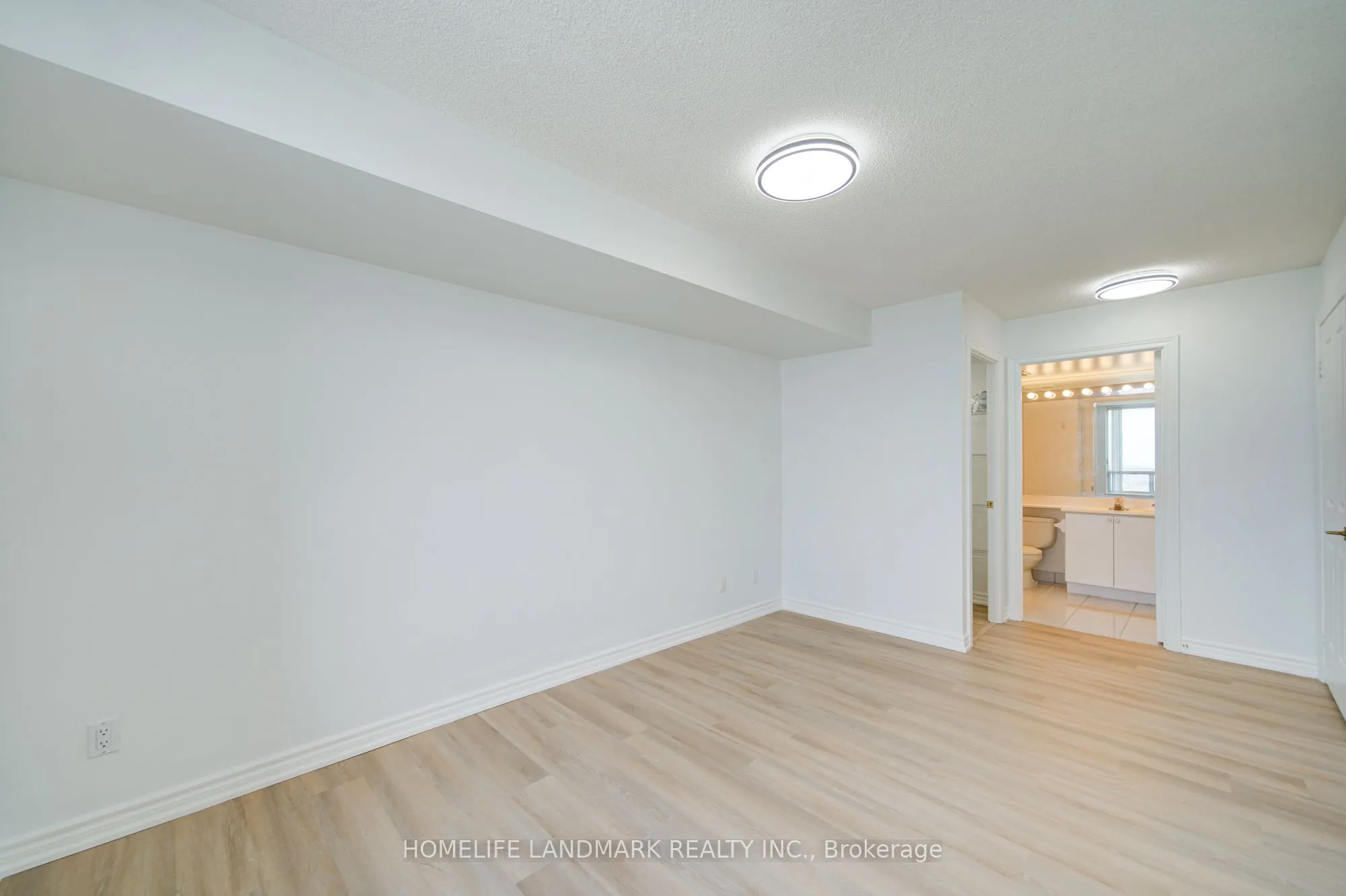 68 Corporate Drive, #3338