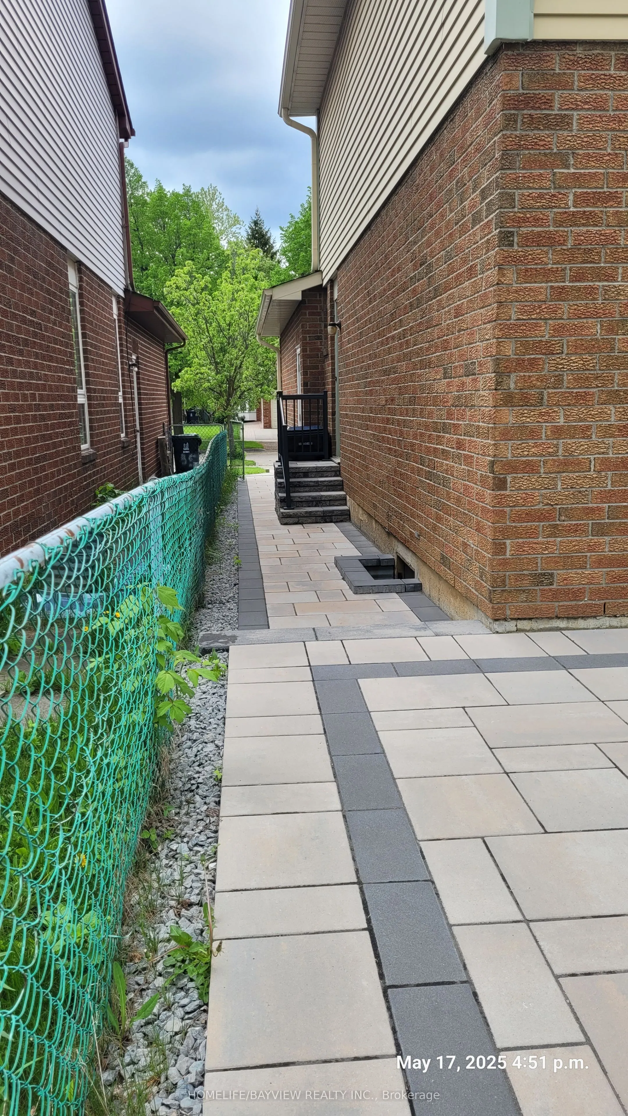 87 Moorehouse Drive