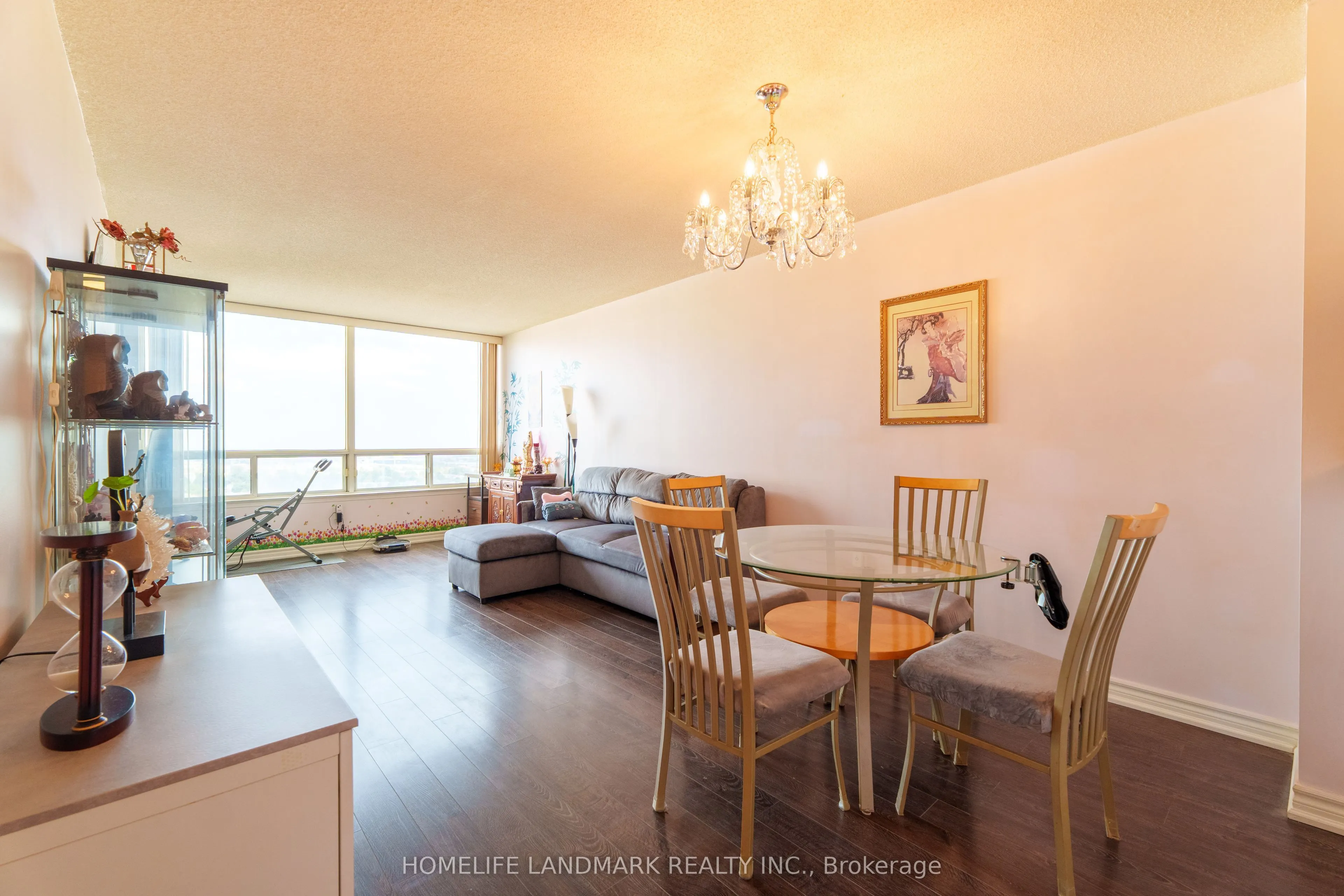 350 Alton Towers Circle, #1906