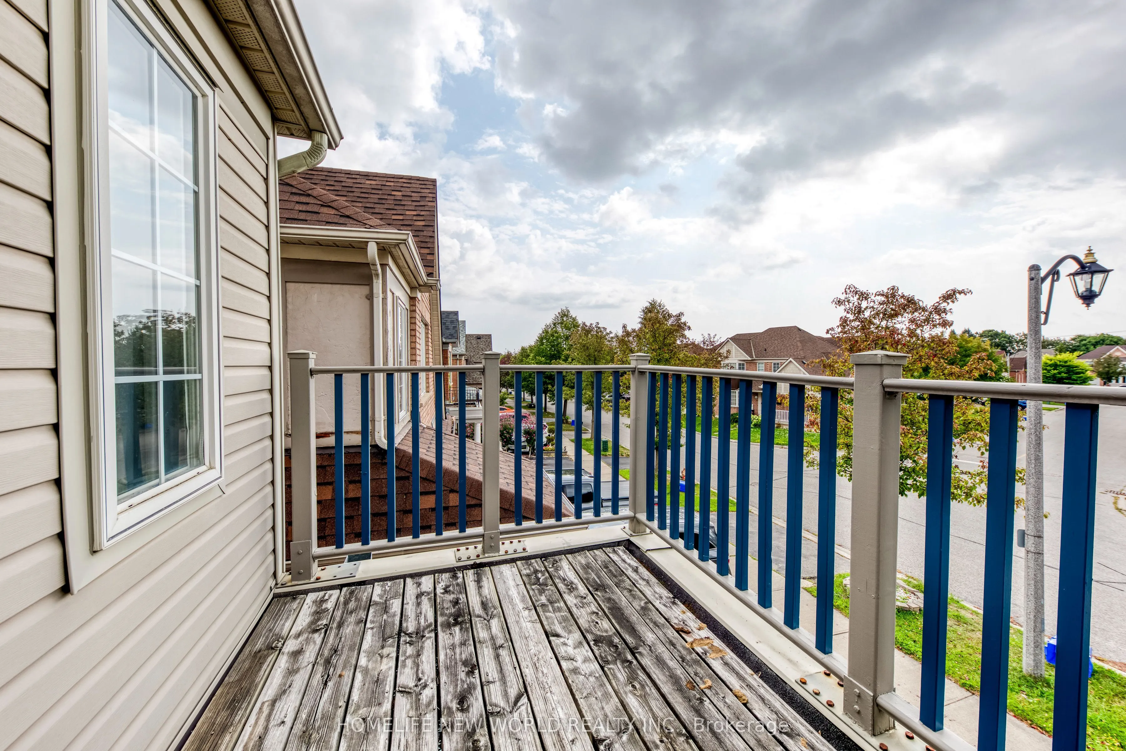 97 Mcsweeney Crescent