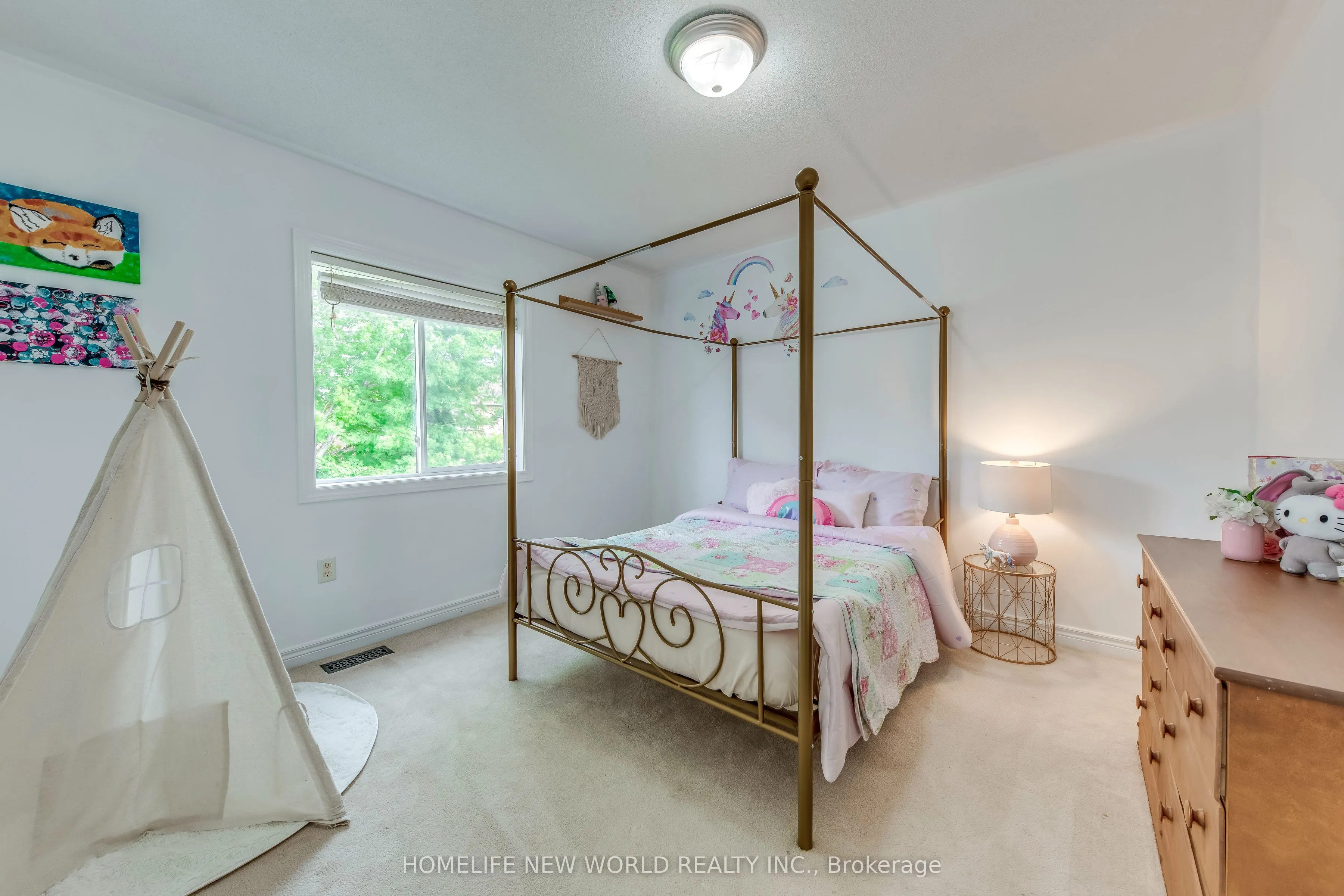 97 Mcsweeney Crescent