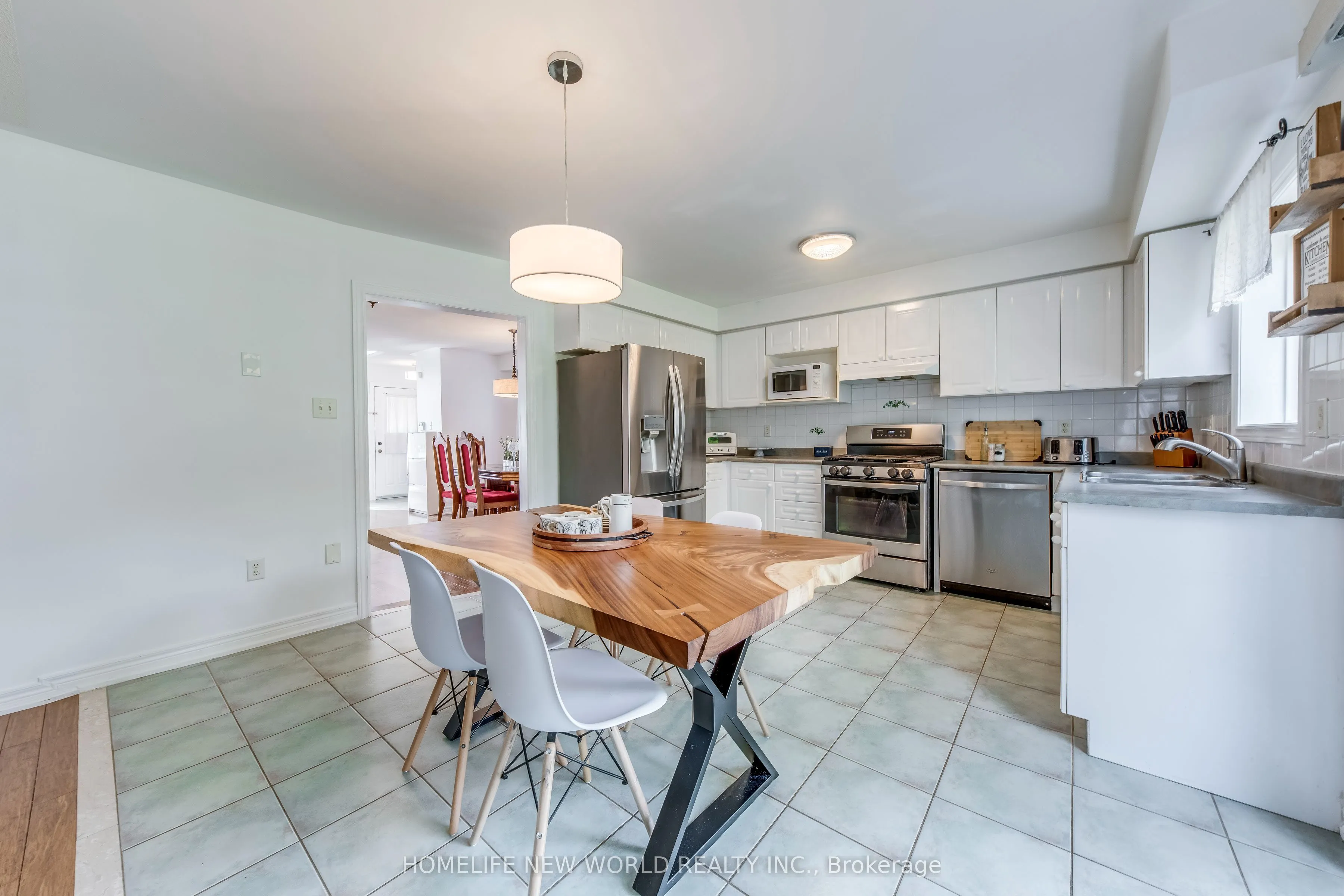 97 Mcsweeney Crescent