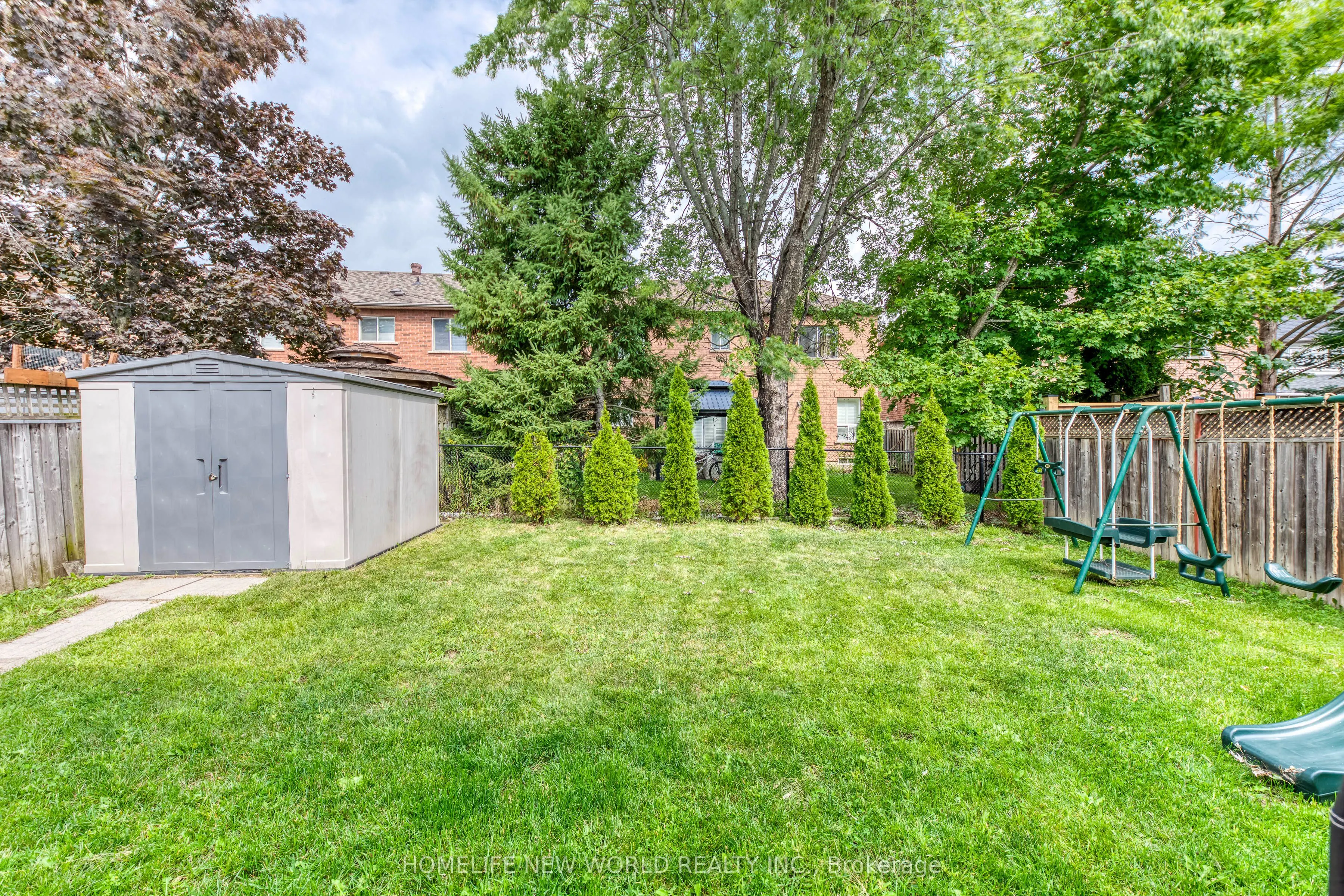 97 Mcsweeney Crescent