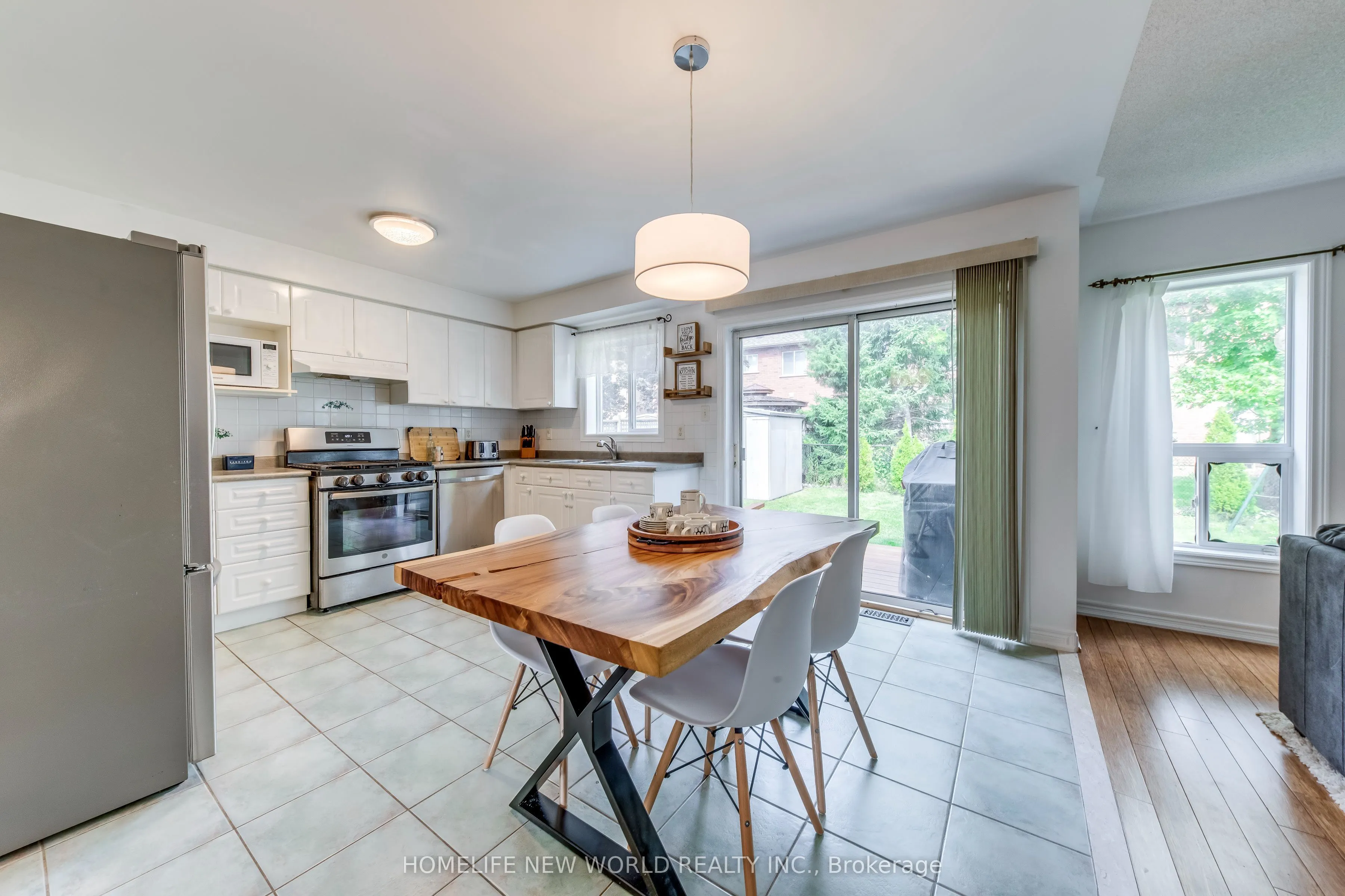 97 Mcsweeney Crescent