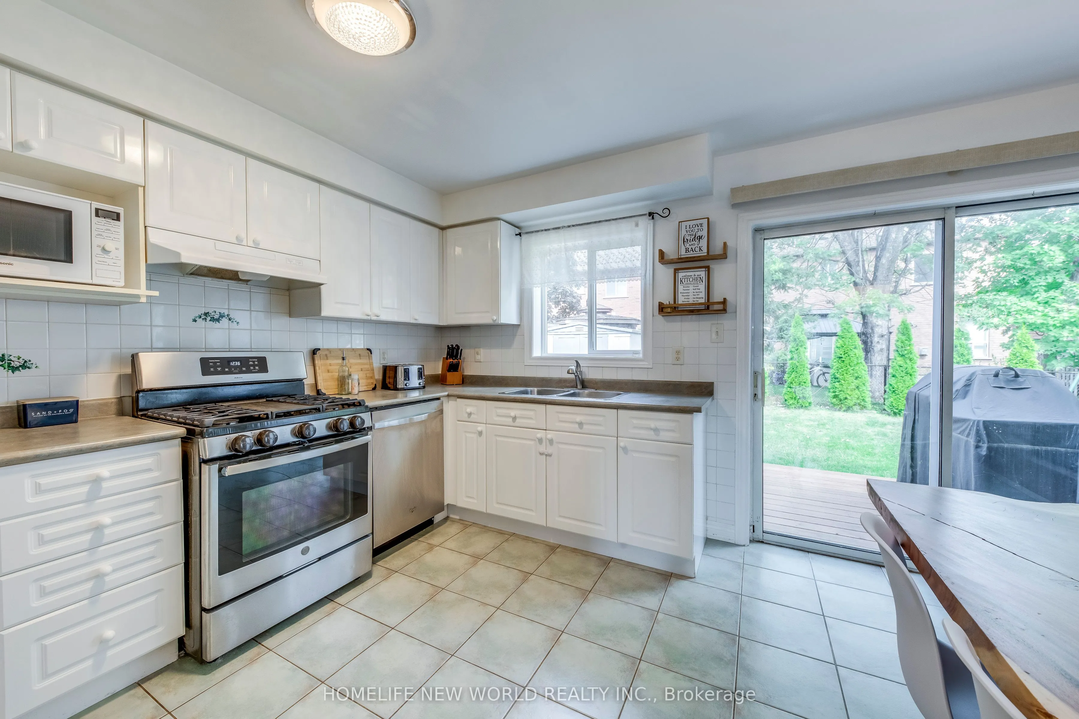 97 Mcsweeney Crescent