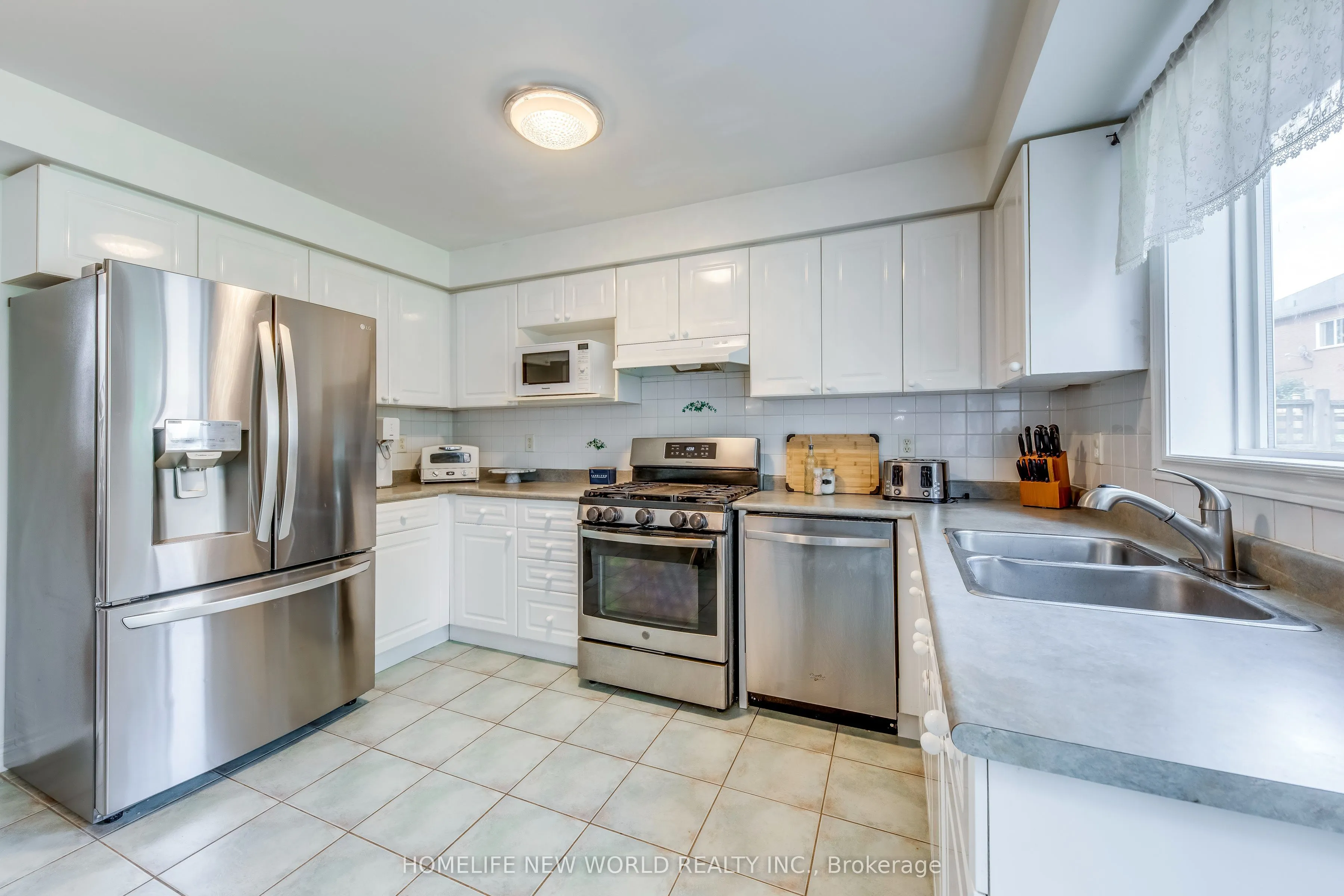 97 Mcsweeney Crescent