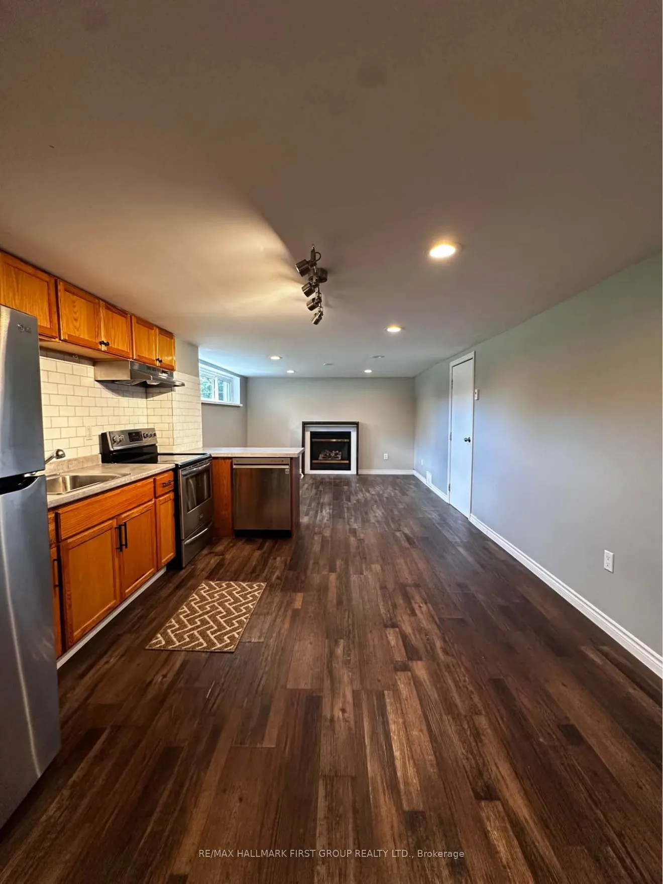 927 Greenwood Crescent