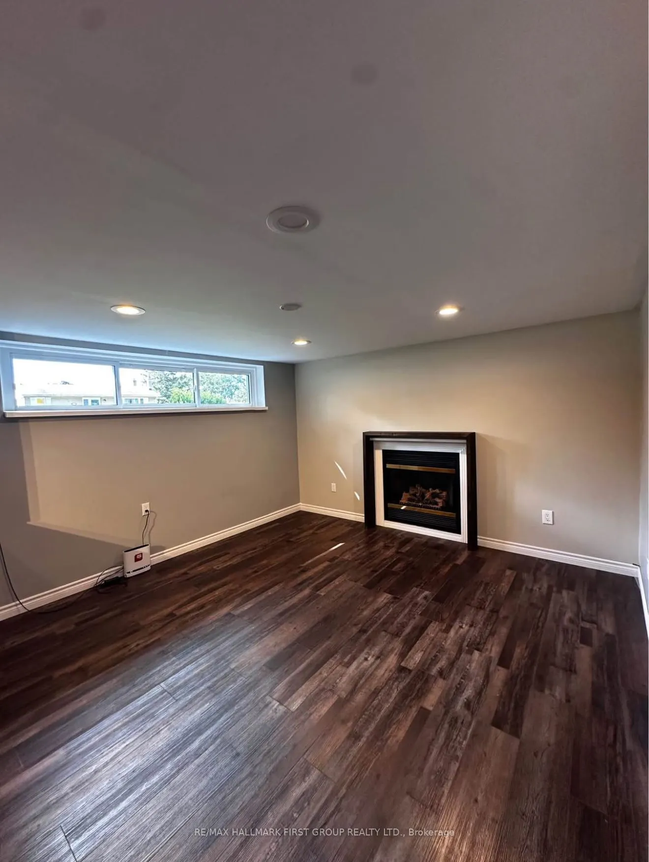 927 Greenwood Crescent