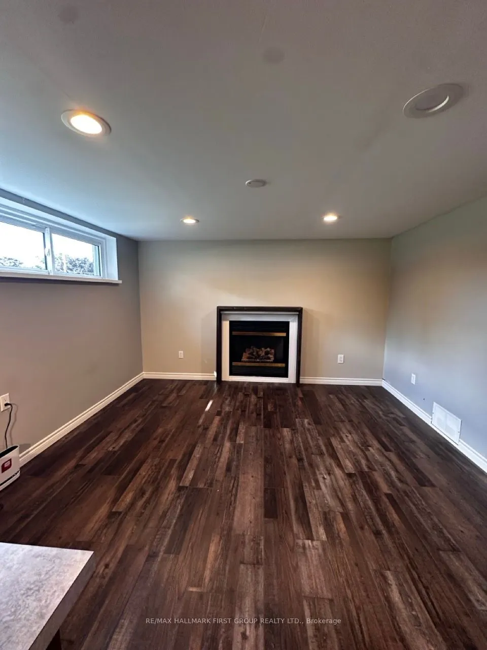 927 Greenwood Crescent