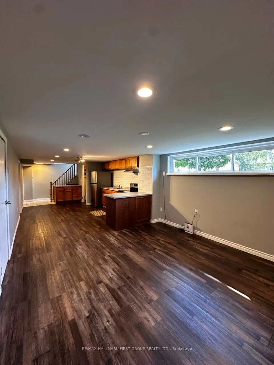927 Greenwood Crescent