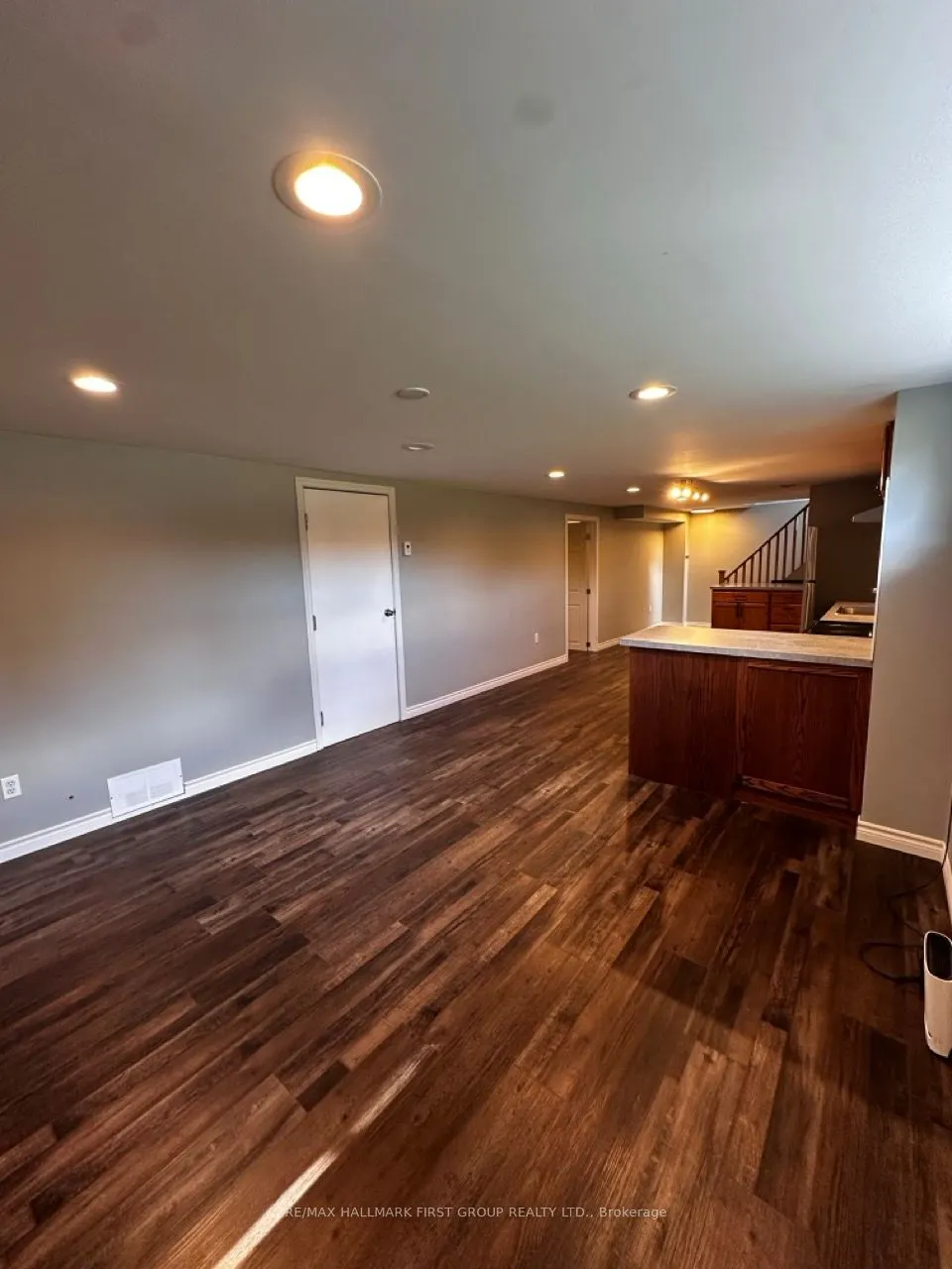 927 Greenwood Crescent