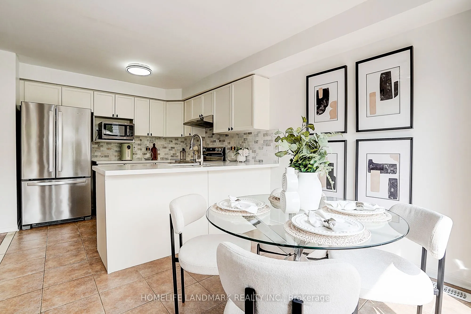 21 Donlevy Crescent