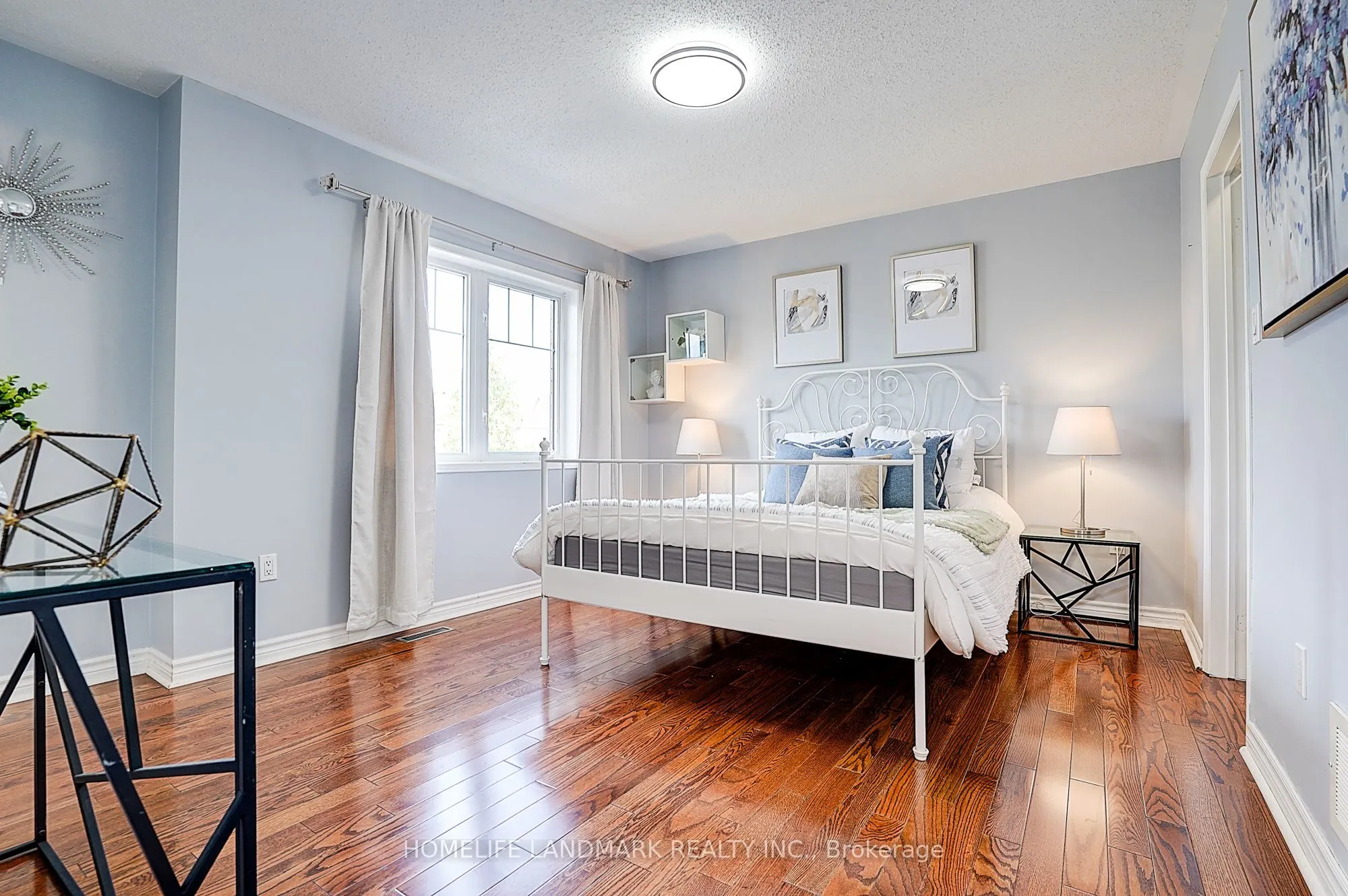 21 Donlevy Crescent