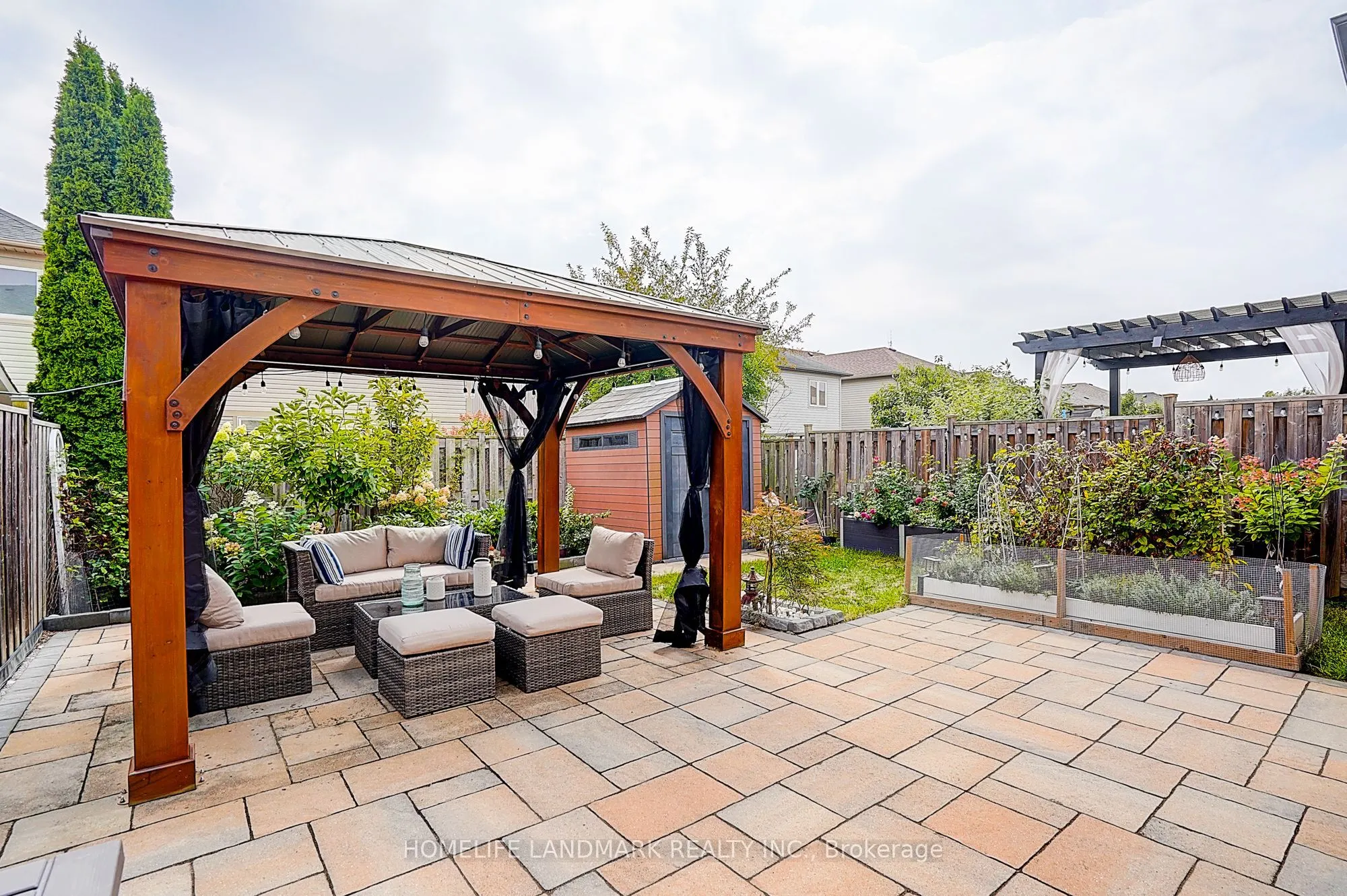 21 Donlevy Crescent