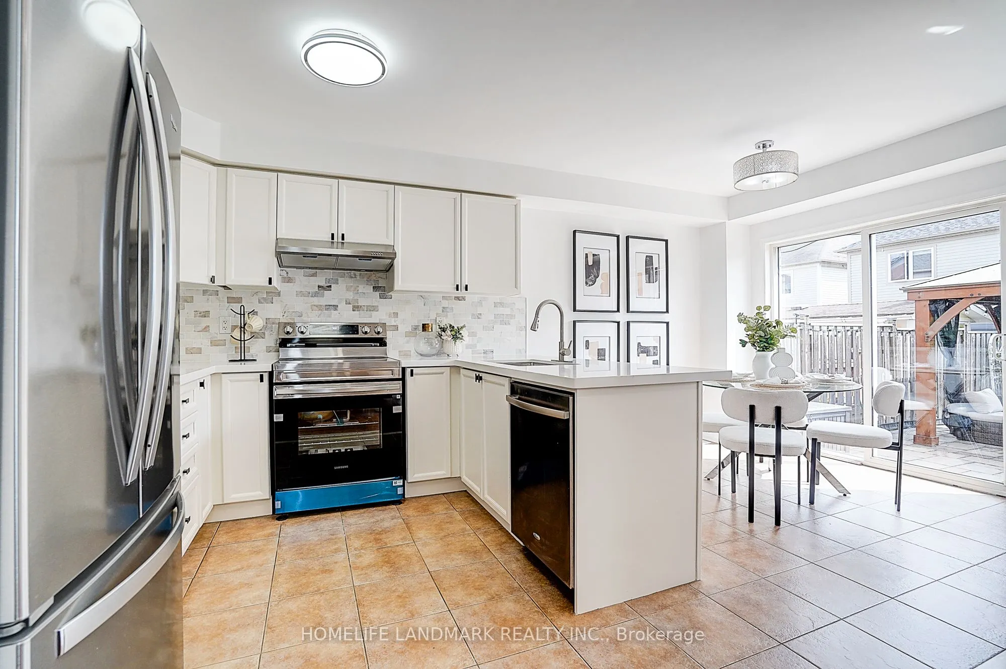 21 Donlevy Crescent