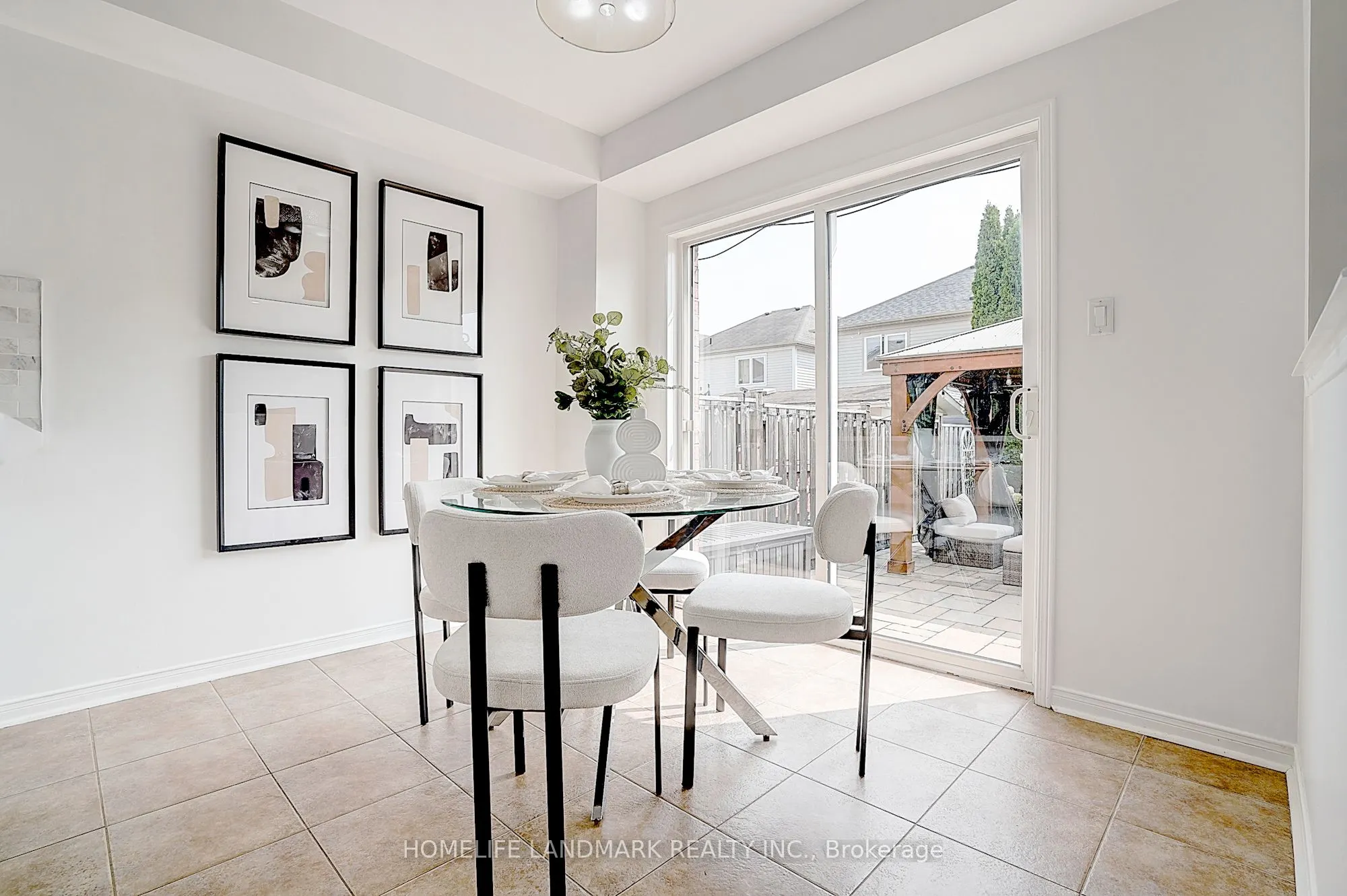 21 Donlevy Crescent
