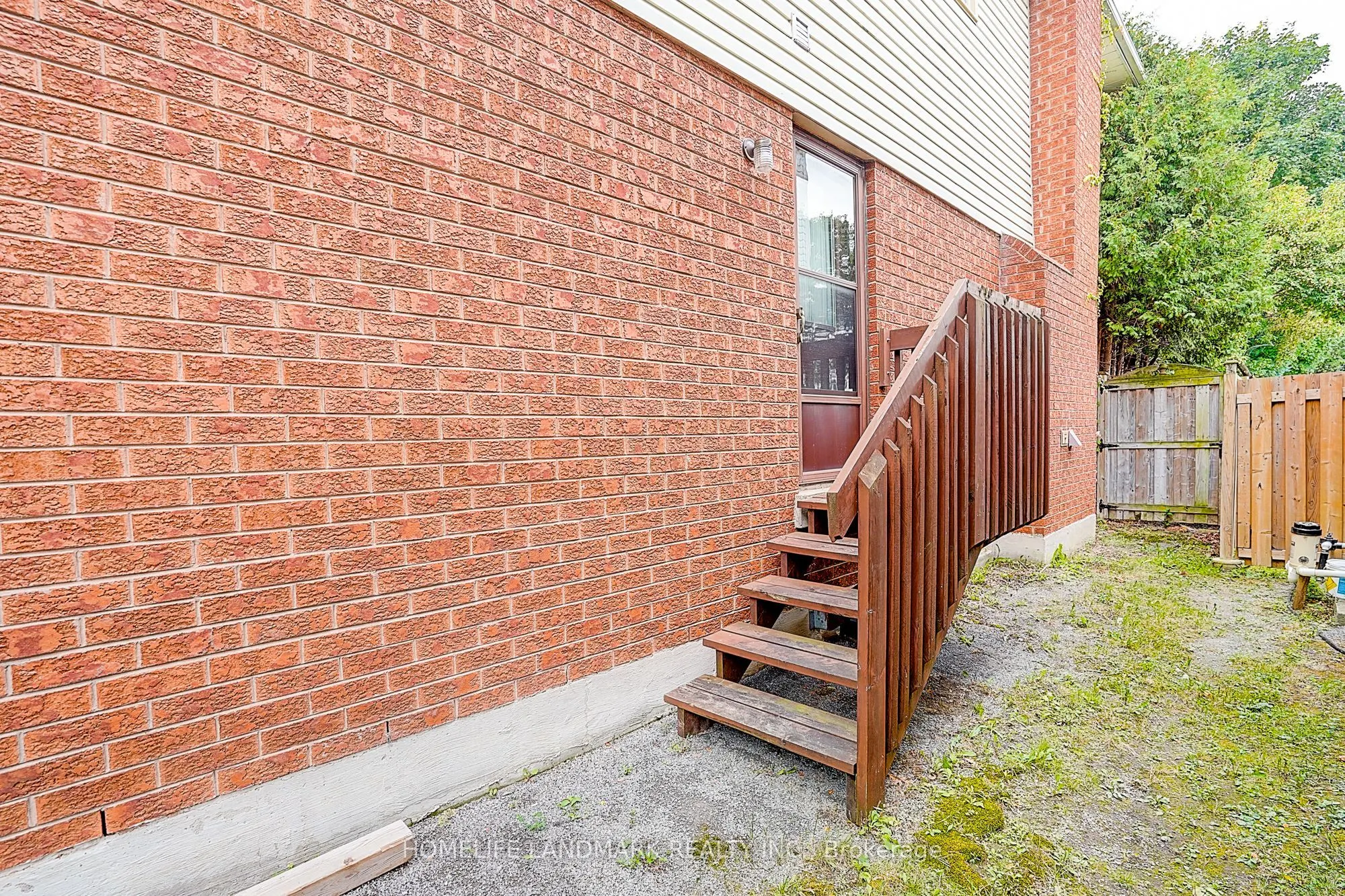 19 Bridle Court