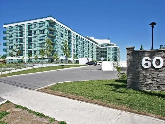 60 Fairfax Crescent, #330
