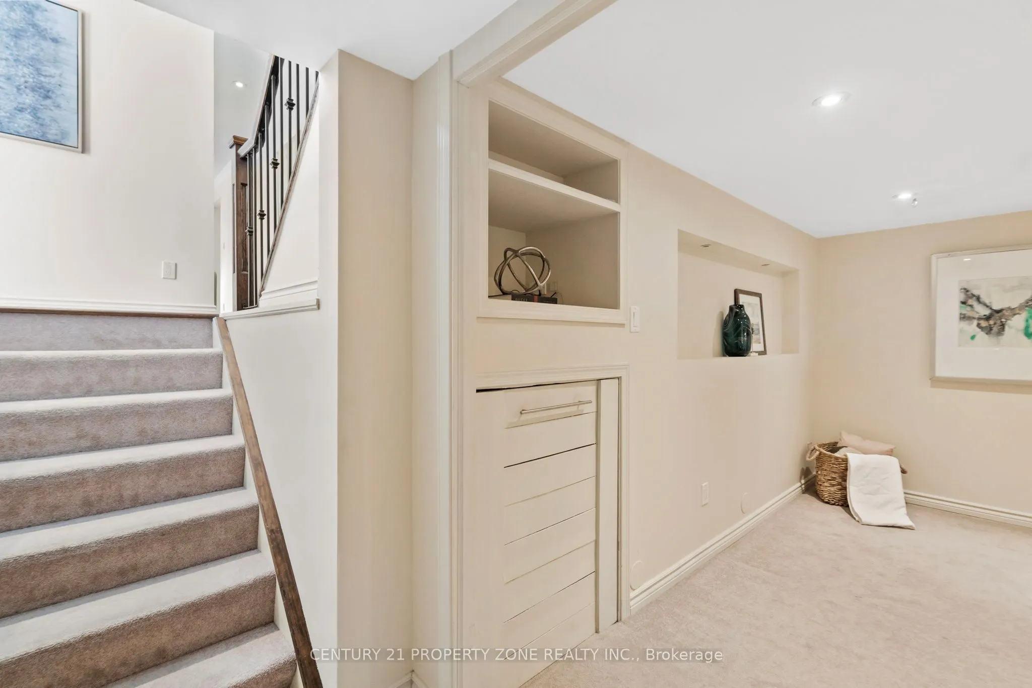 7 Rodarick Drive