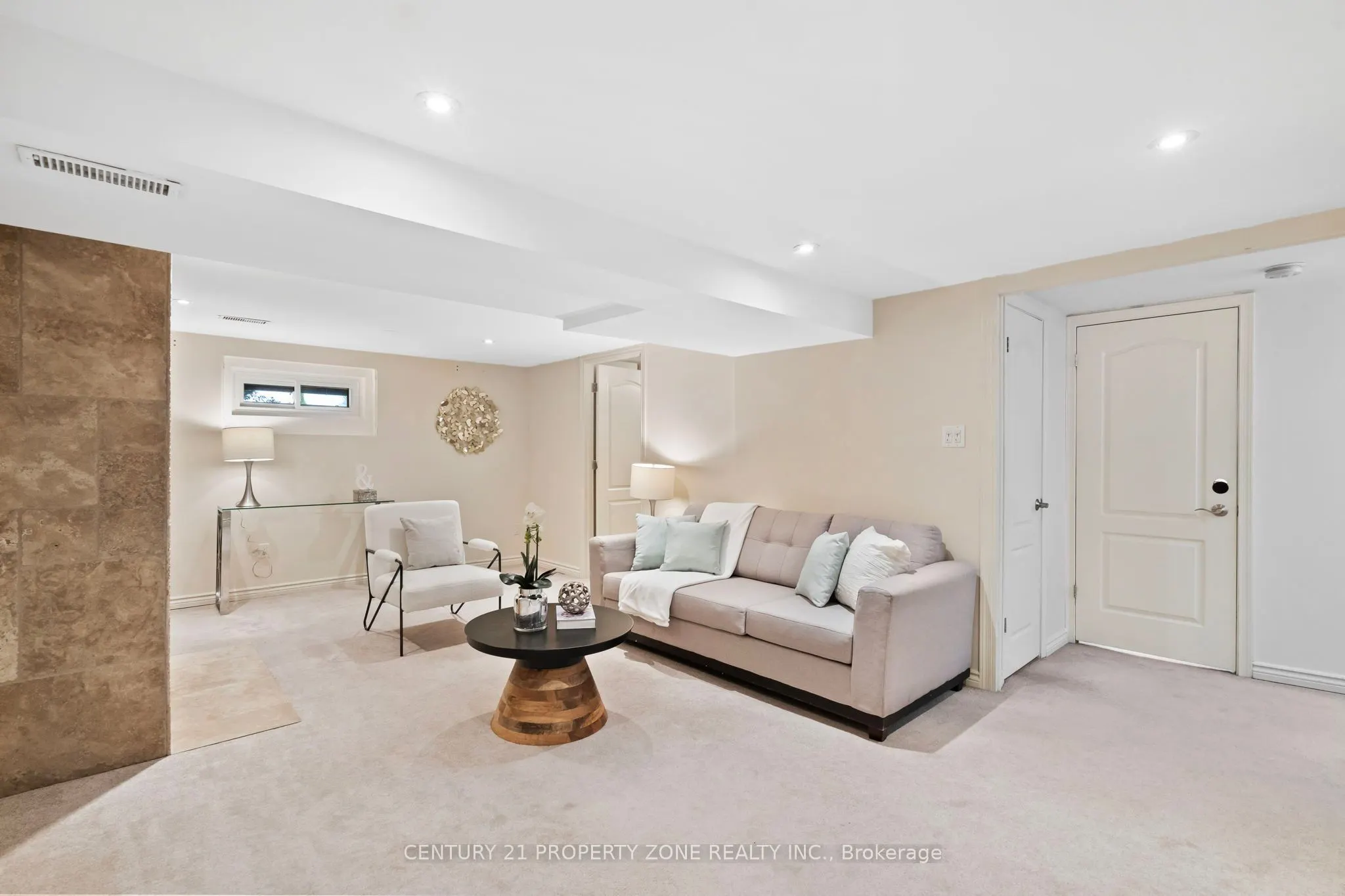 7 Rodarick Drive