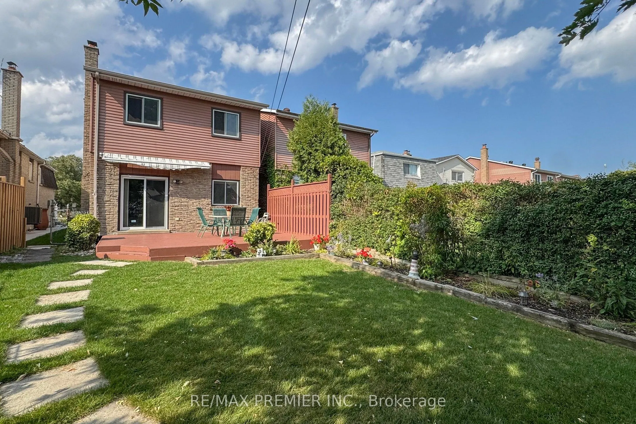 191 Invergordon Avenue