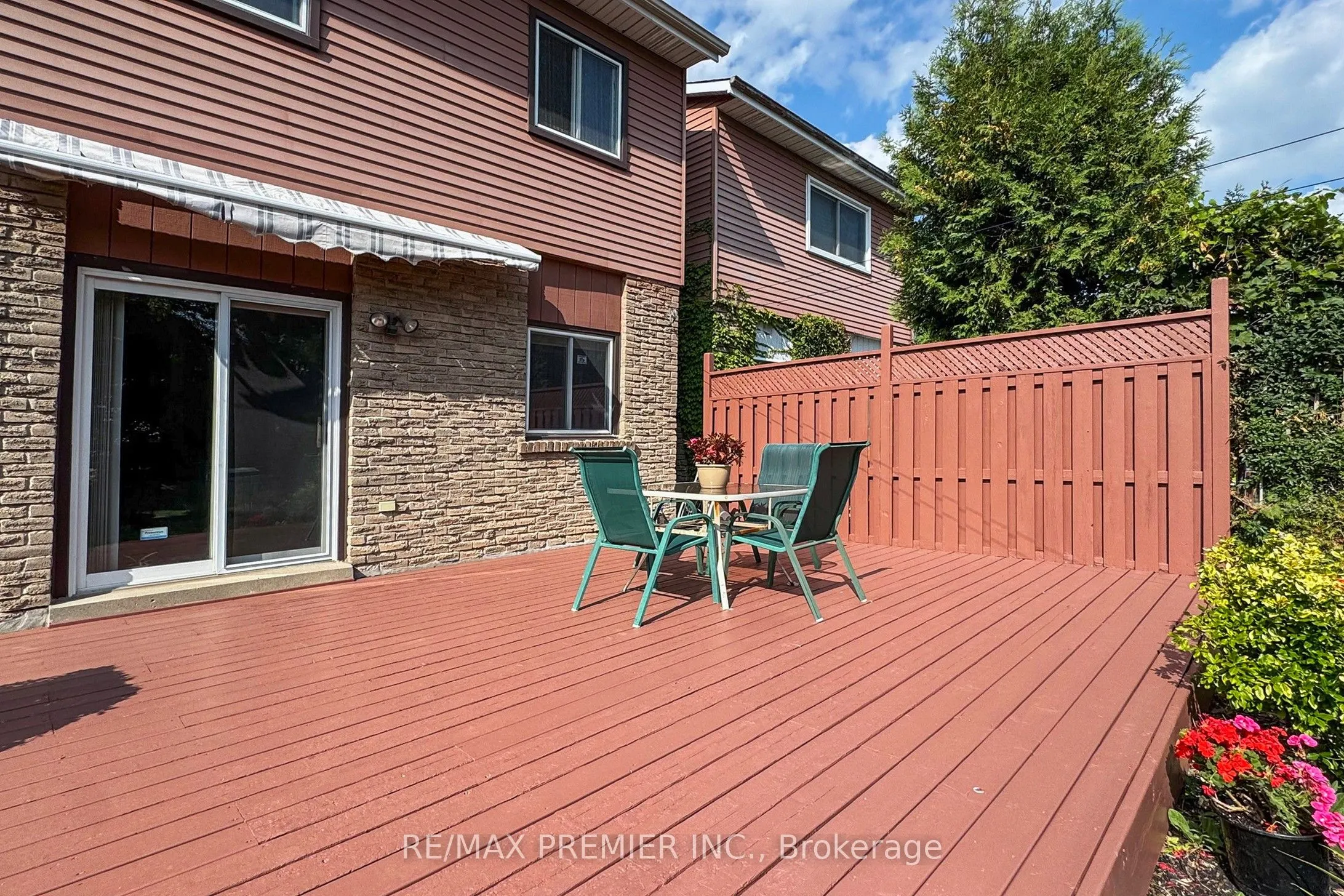 191 Invergordon Avenue