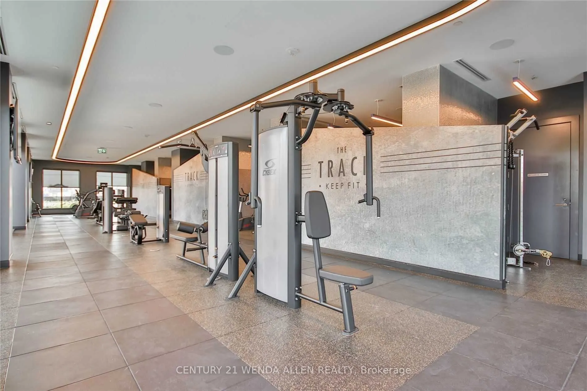 2550 Simcoe Street N, #1901