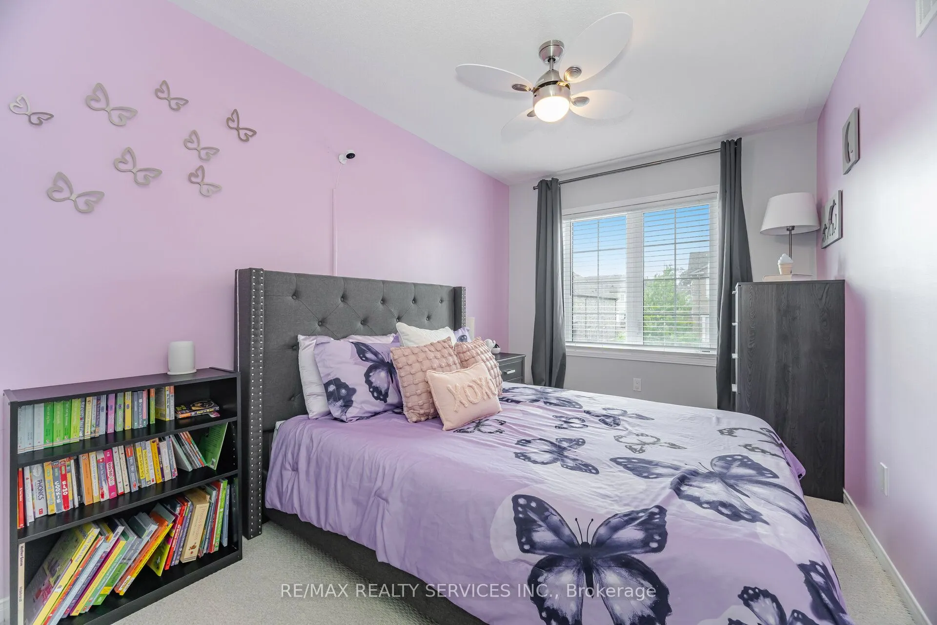 66 Rimrock Crescent