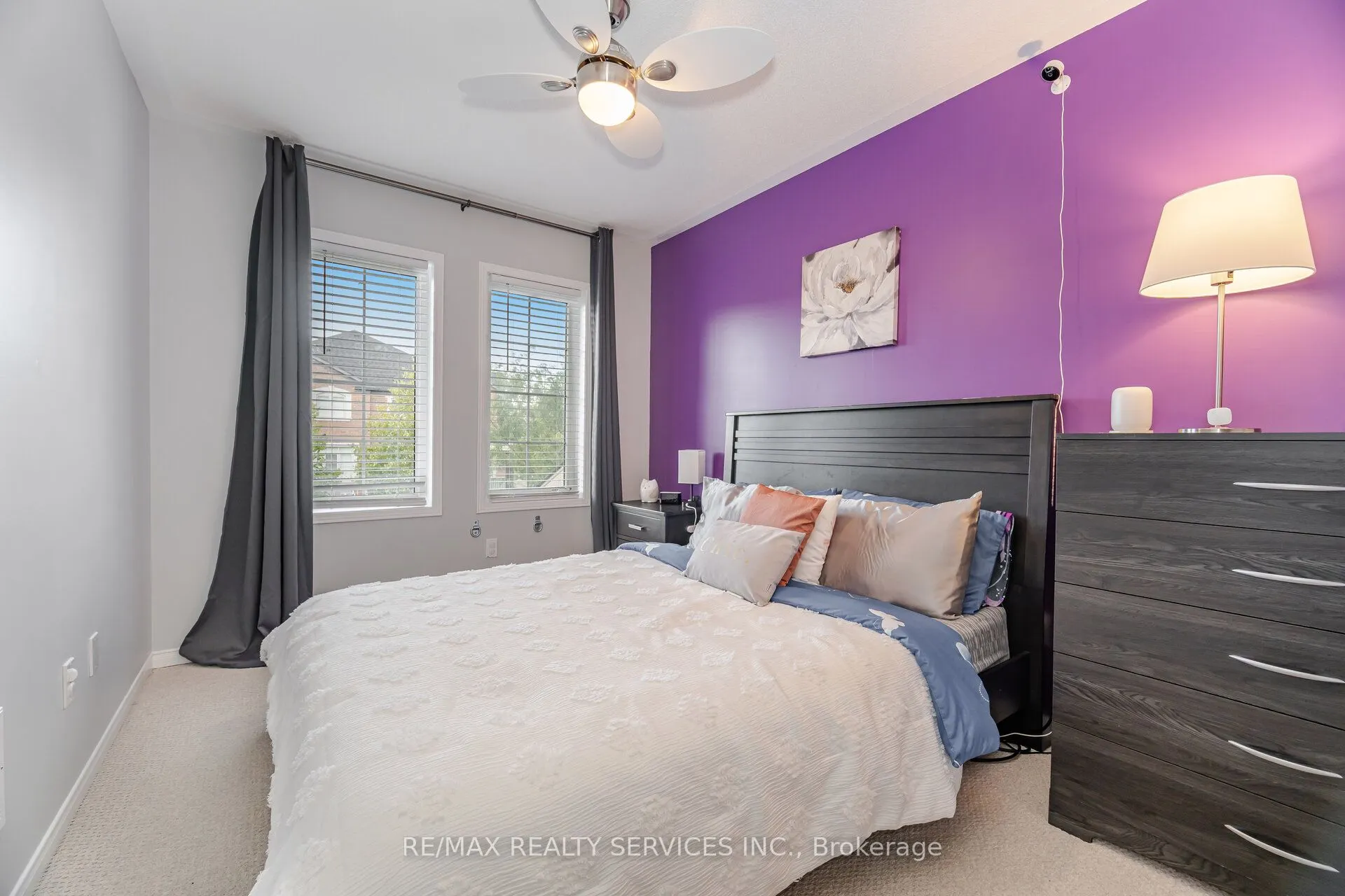 66 Rimrock Crescent