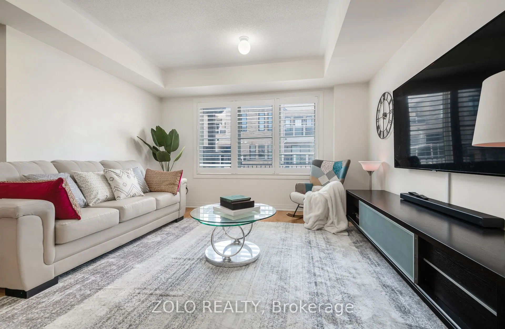 261 LORD ELGIN Lane