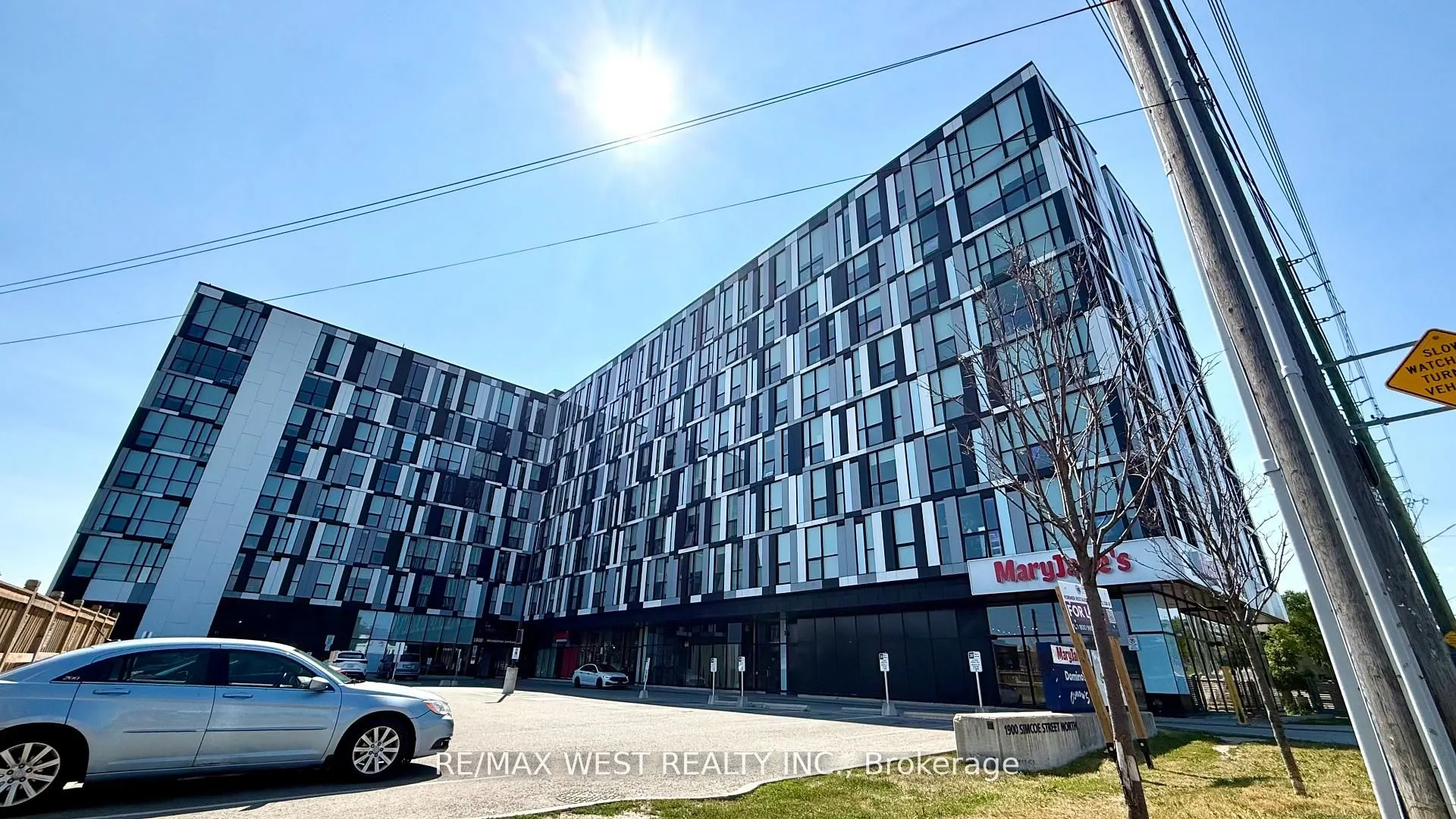 1900 Simcoe Street N, #712