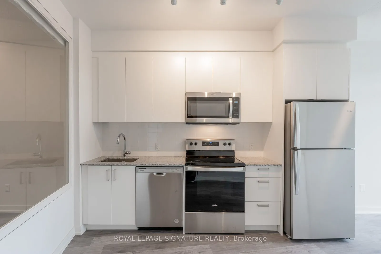 1010 Dundas Street, #224