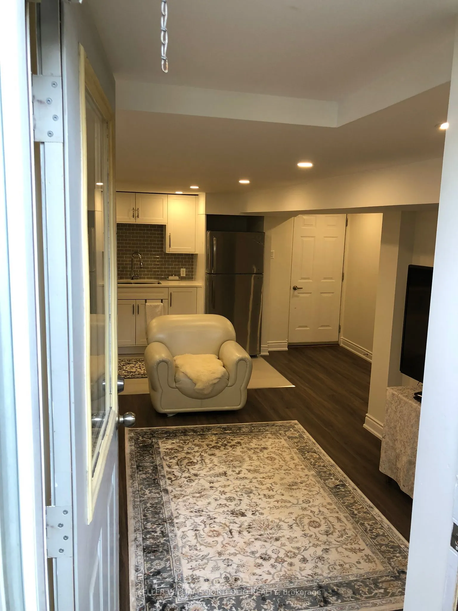 1 Wincrest Drive