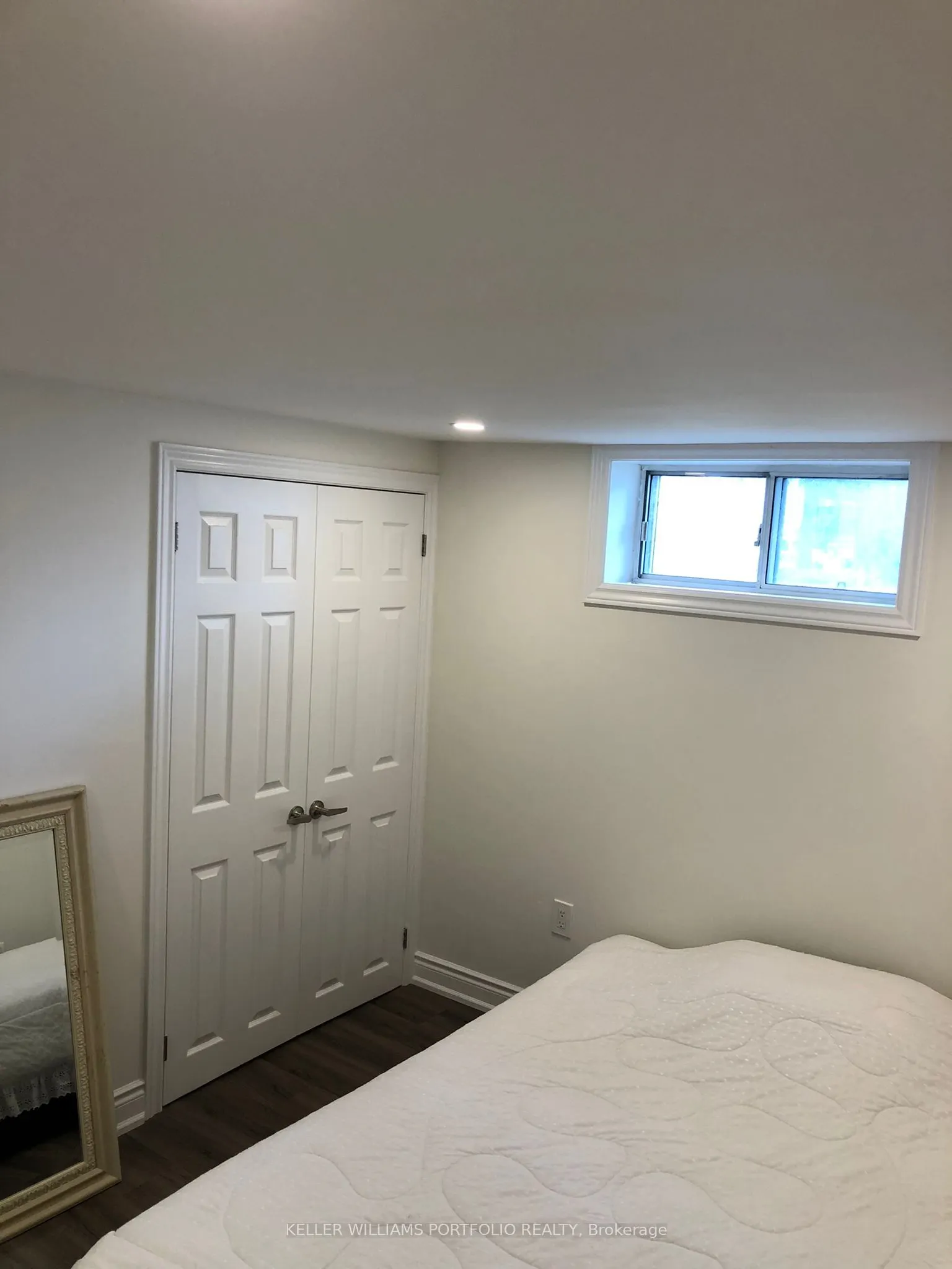 1 Wincrest Drive